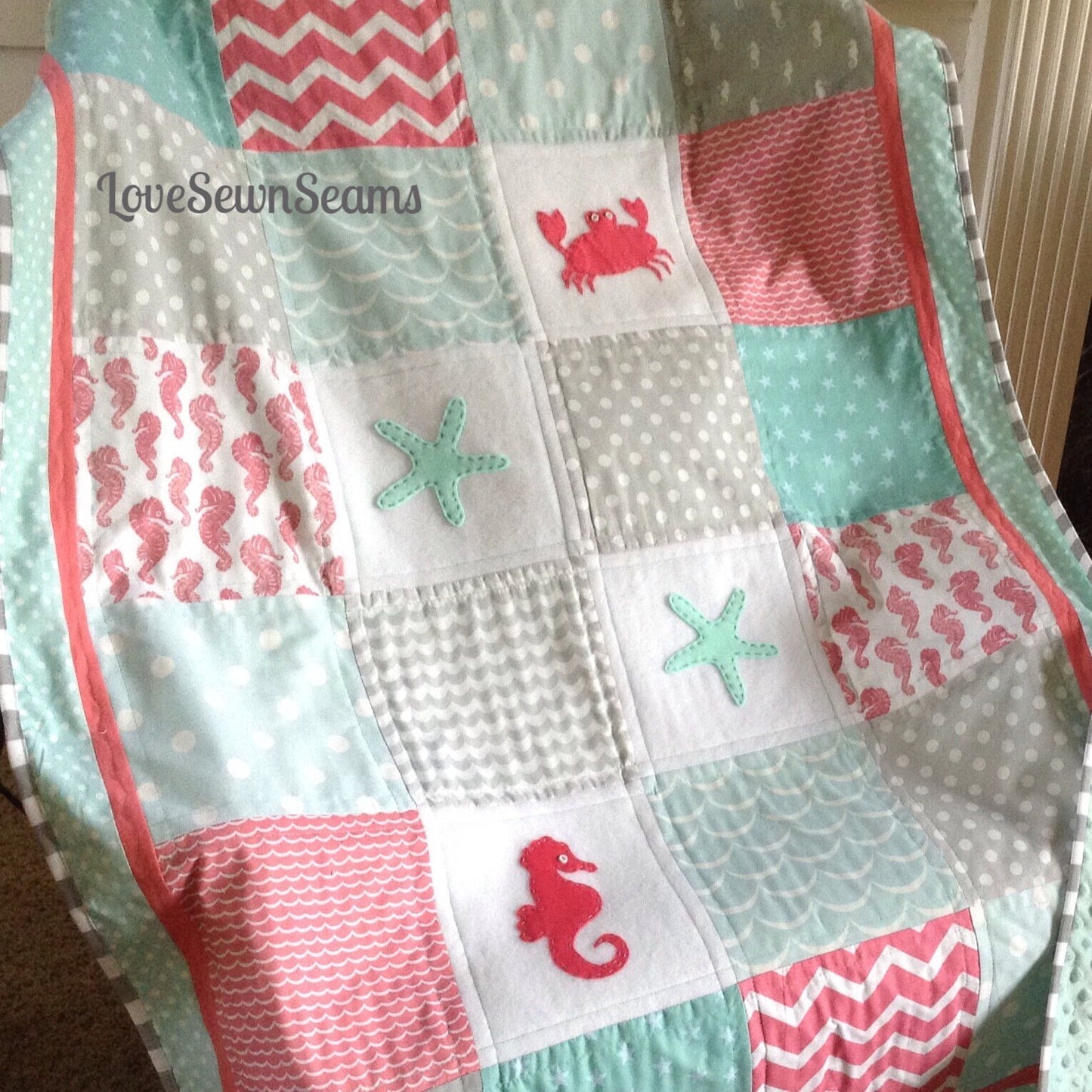MADE TO Order/Seashore baby Quilt/MODERN Baby quilt/Seahorse/Crab/Starfish/Lovey/Made to order