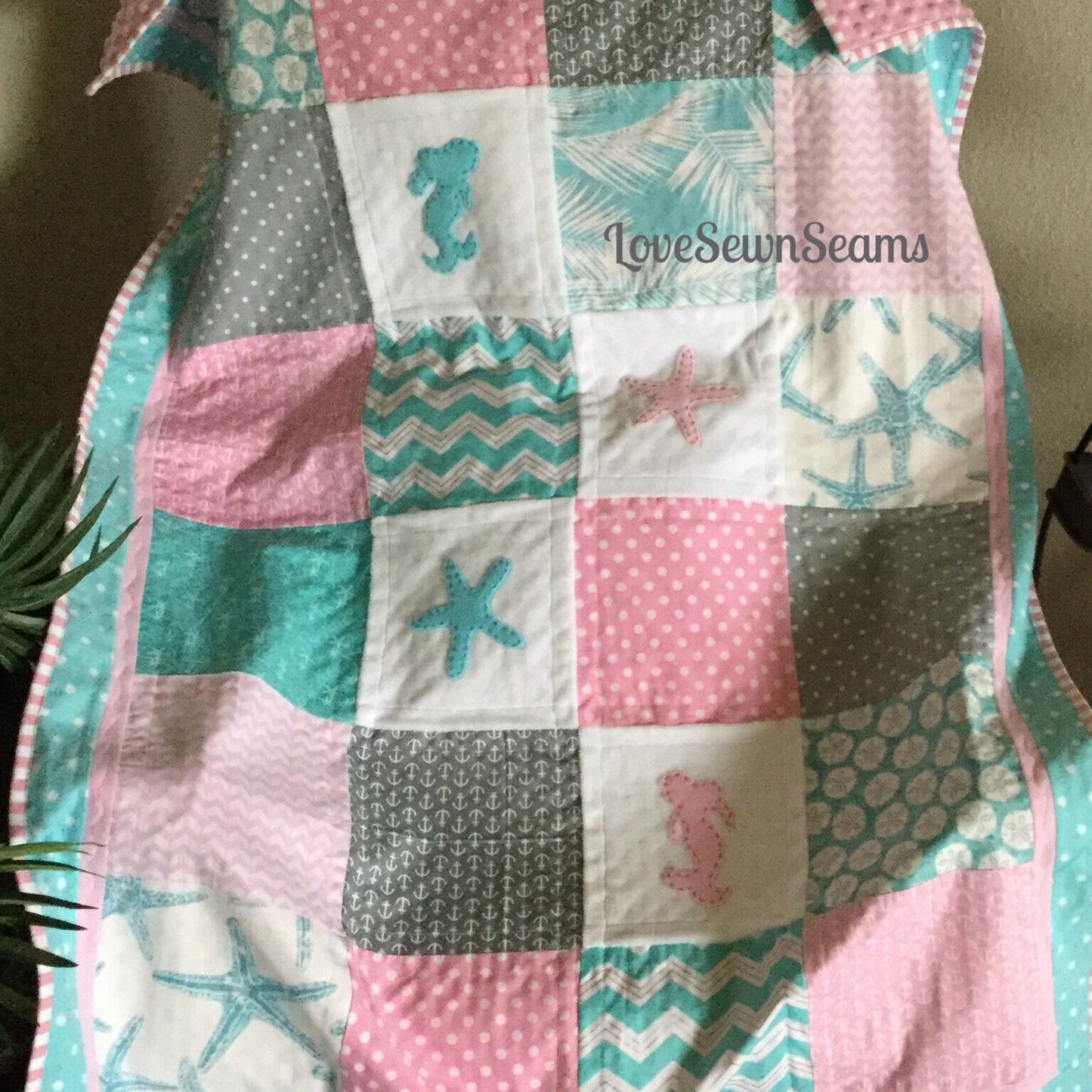 MADE to ORDER/COASTAL Quilt/Starfish Mermaid quilt/Starfish kisses/Starfish Seahorse quilt/Coastal baby blanket/Nautical baby quilt
