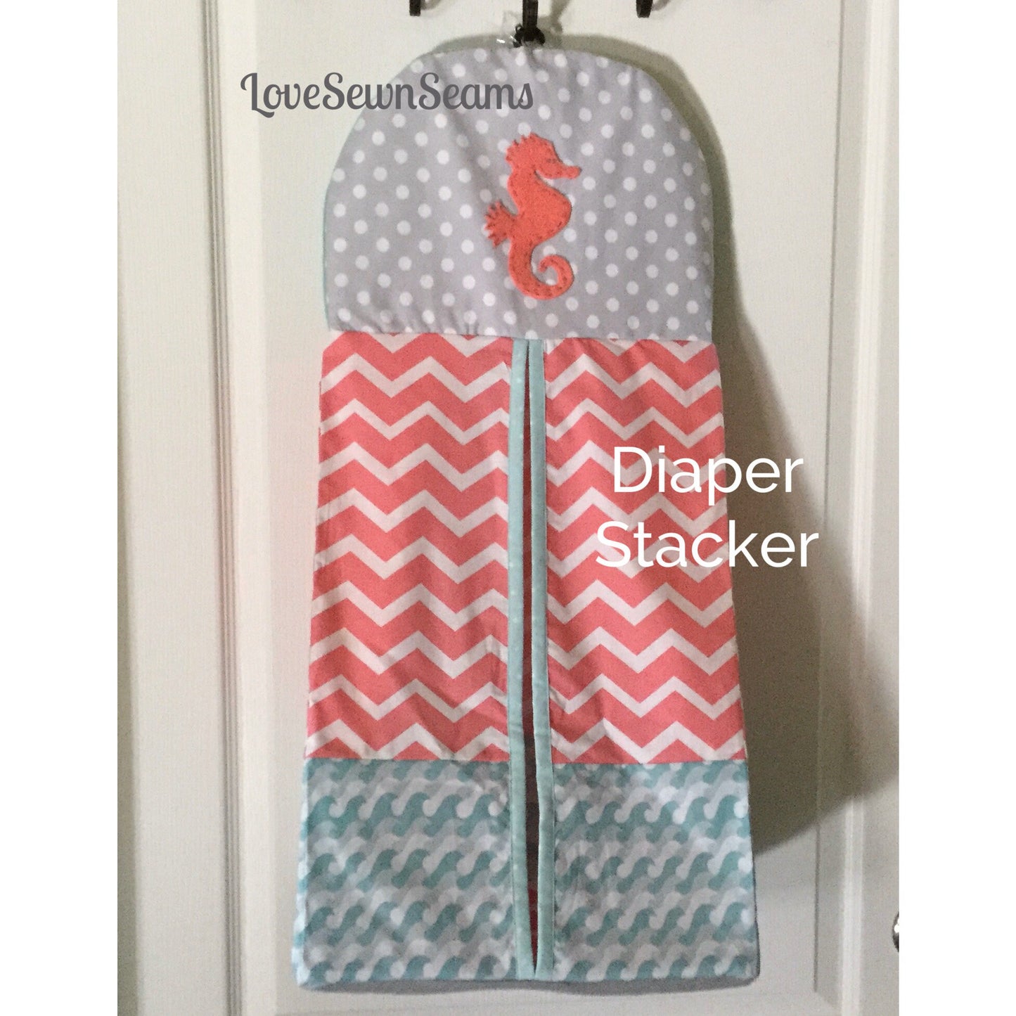 MADE TO Order/Seashore baby Quilt/MODERN Baby quilt/Seahorse/Crab/Starfish/Lovey/Made to order