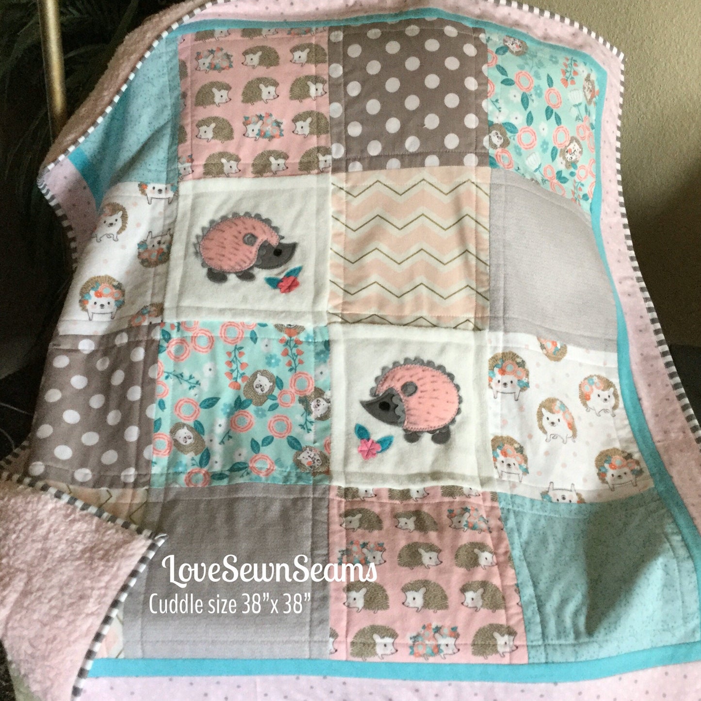Cutest Hedgehog quilt*Hedgehog baby quilt/Hedgehog/Baby quilt/Modern baby quilt