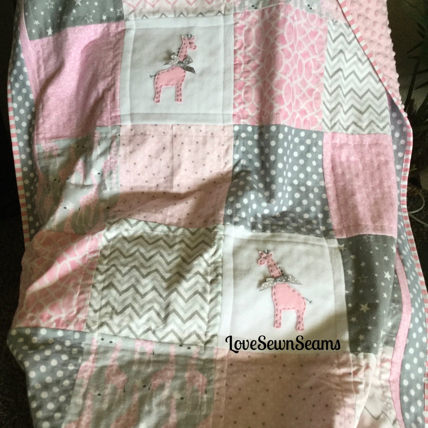 Giraffe quilt/Giraffe baby quilt/Giraffe Lovey/Giraffe Snugglie/ baby quilt/modern baby quilt