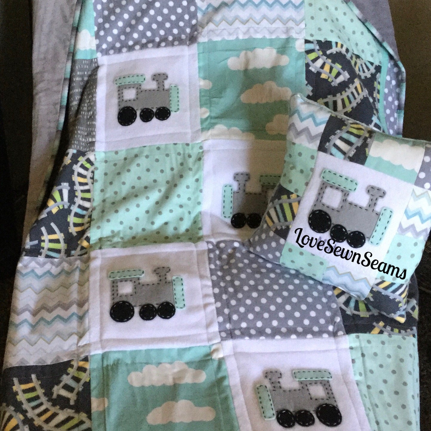 MADE TO ORDER/Train quilt/Train baby quilt/Train blanket/Trains/Train baby quilt/Modern baby quilt/Child’s quilt