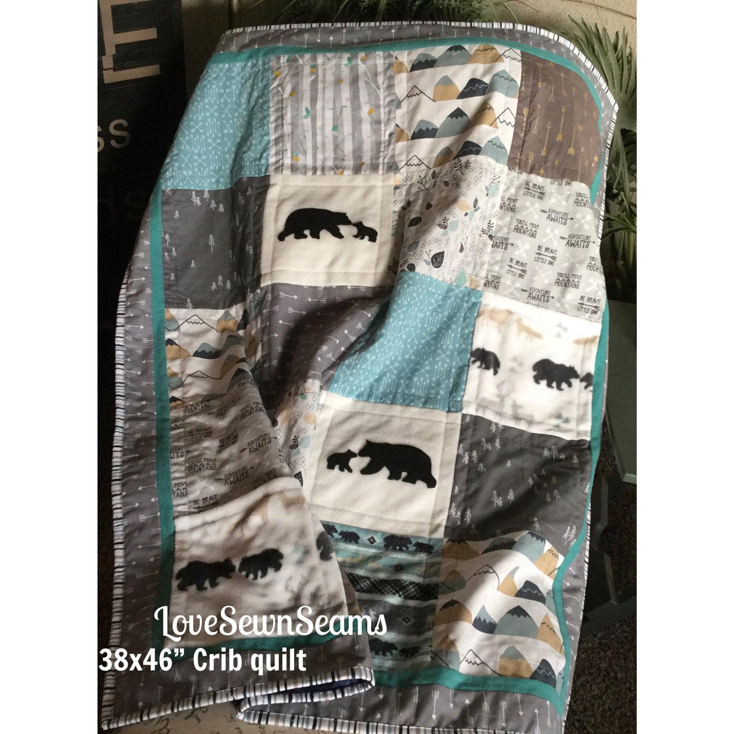 WOODLAND QUILT/Bear quilt/baby quilt/Rustic quilt/Bear and cub quilt/Nature quilt/Mountain quilt/Lodge quilt/Forest quilt
