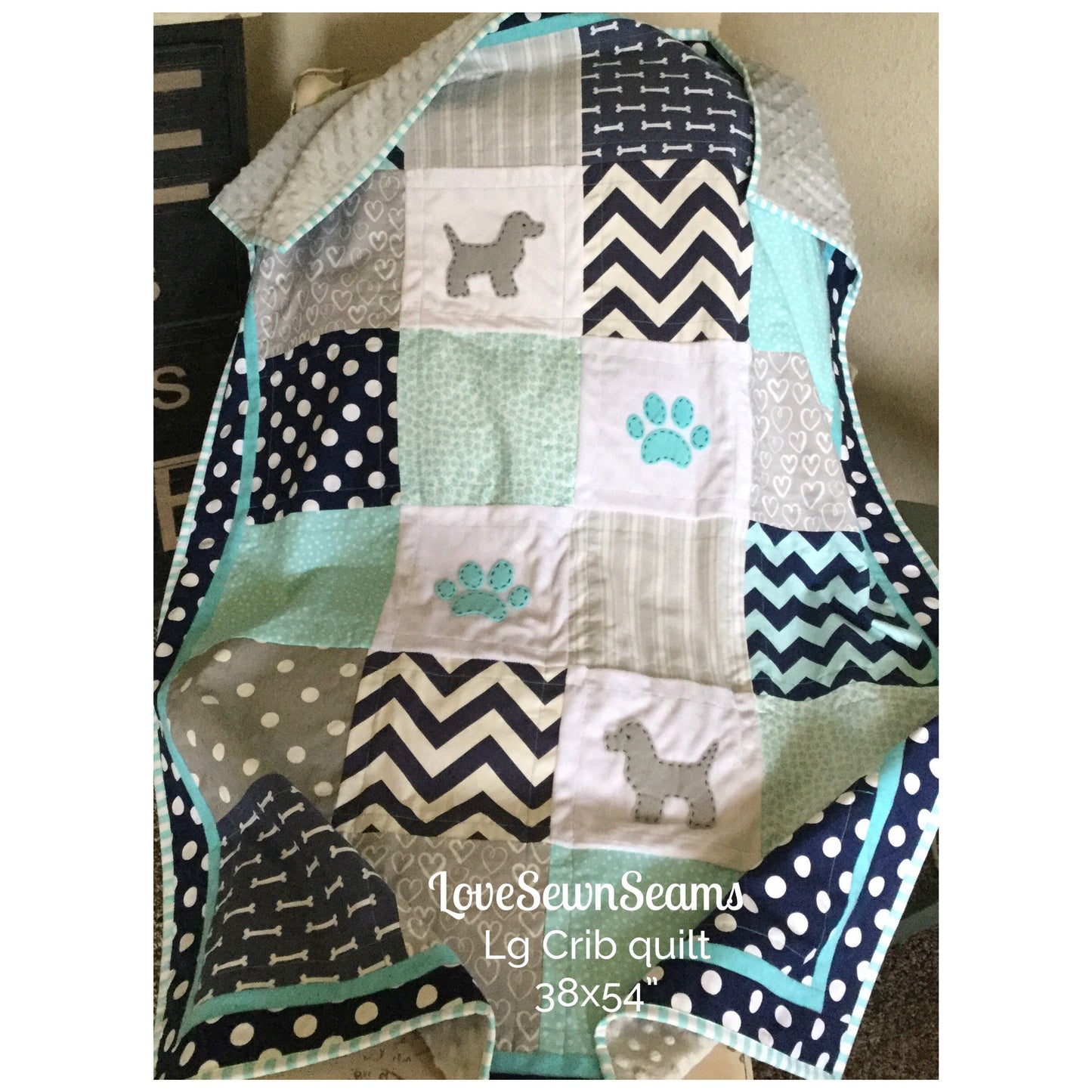 PUPPY PAW Quilt/Pup Quilt/Puppy baby quilt/Paw child’s quilt/Puppy Lovey/Animal quilt