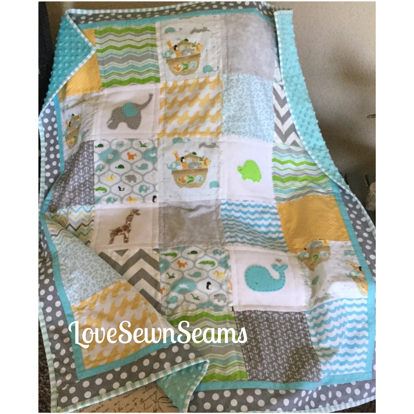 MADE to ORDER/Noah’s Ark quilt/Noah’s Ark Crib Size Quilt/Noah’s Ark Nursery/Animal baby quilt