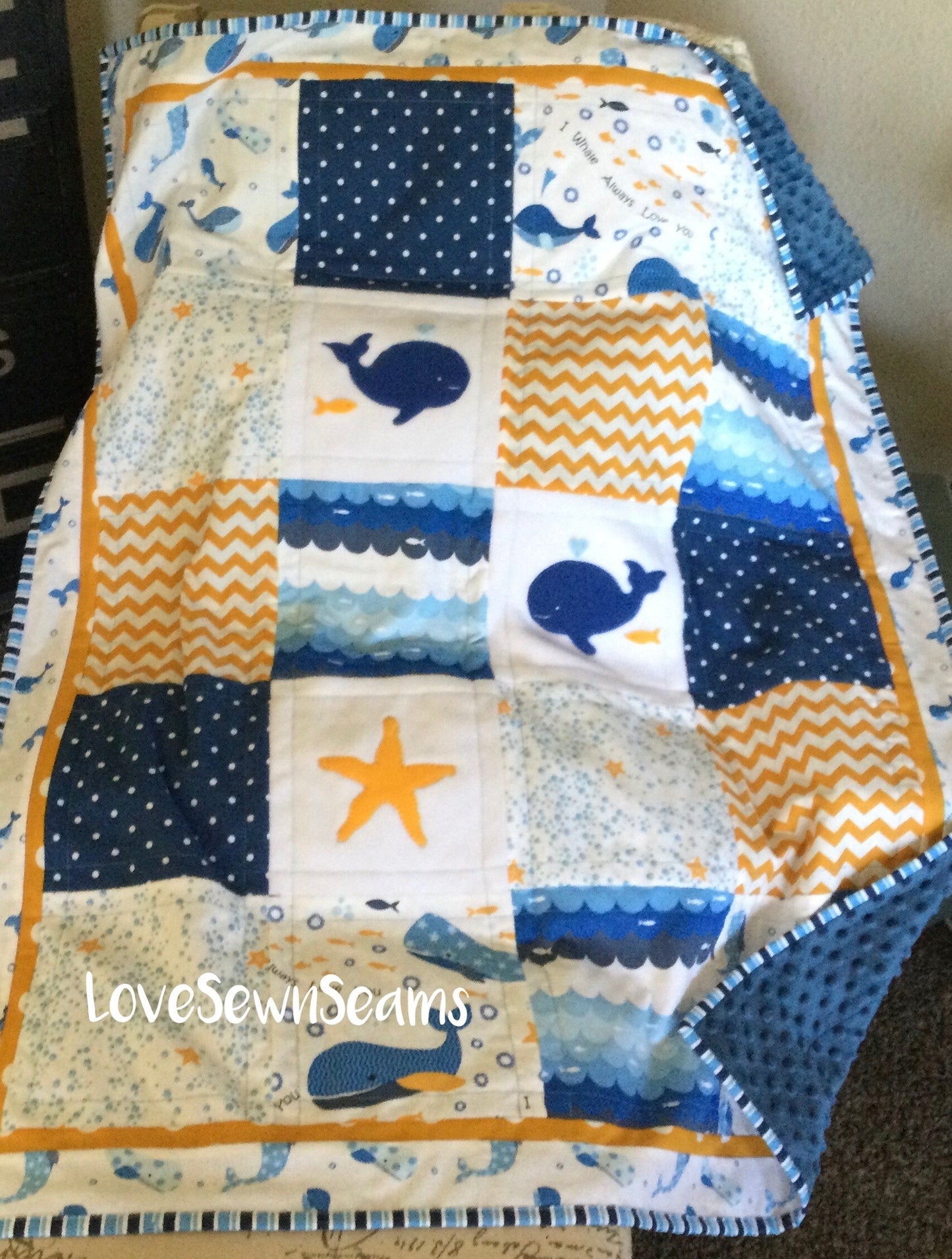 Sunshine Whale quilt/Nautical quilt/Whale quilt/Coastal Quilt/Modern baby quilt/Whale Lovey