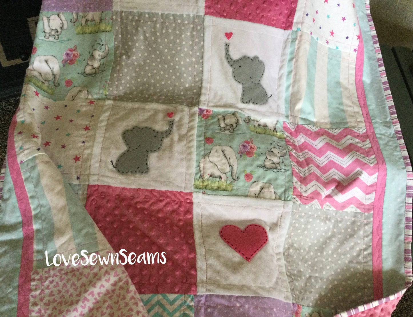 ELEPHANT Quilt/Soft n Cuddly Elephant quilt/Elephants
