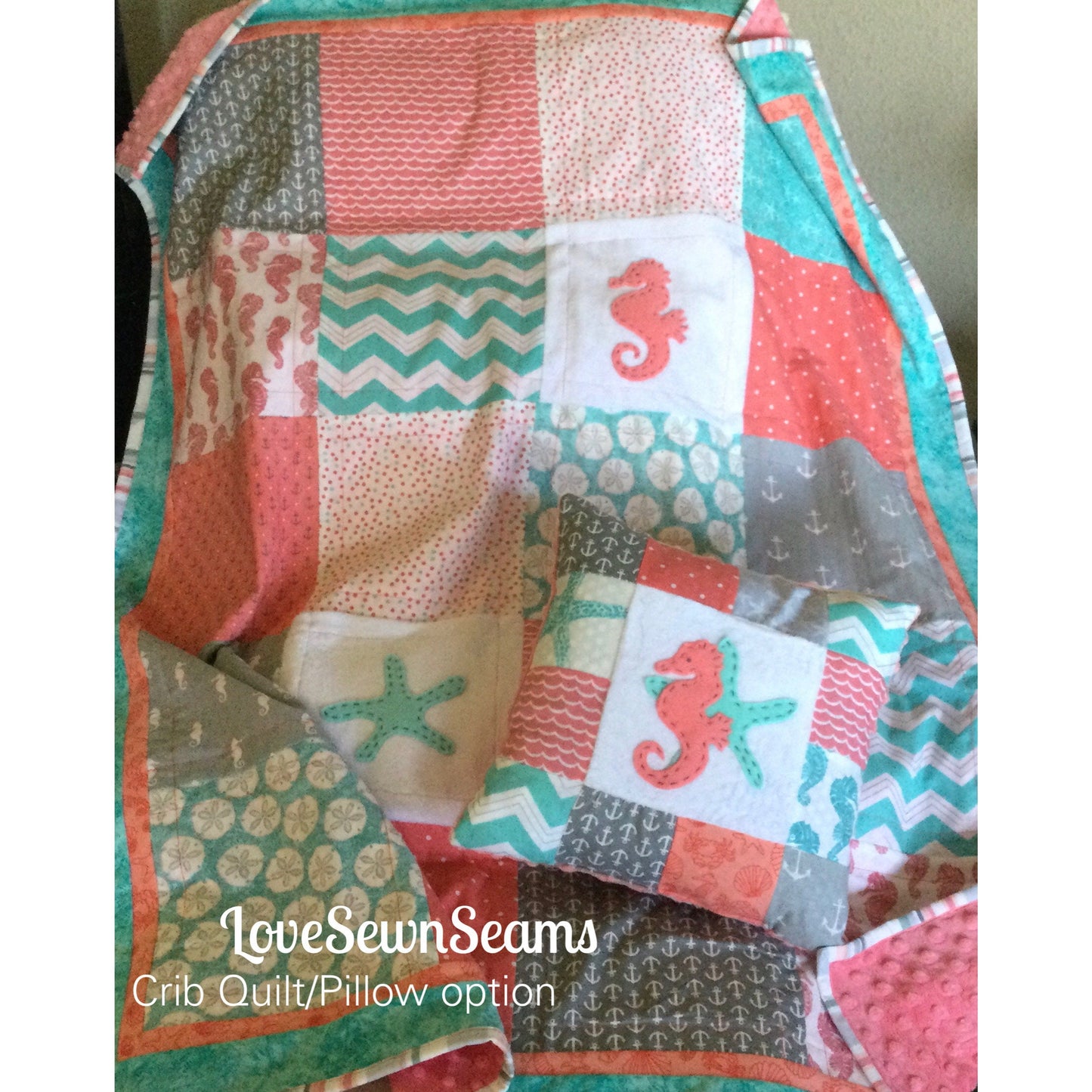 MADE TO ORDER/Baby quilt/Coastal quilt/Seahorse Quilt/Starfish/Custom Crib quilt/handmade baby quilt