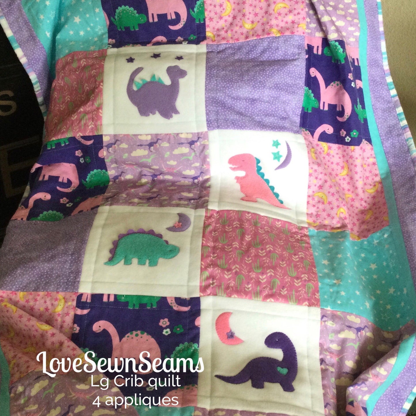 MADE TO ORDER/Adorable Dinosaur Quilt/Dinosaur lovey/Dinosaur/Dino quilt/Modern baby quilt/Handmade quilt