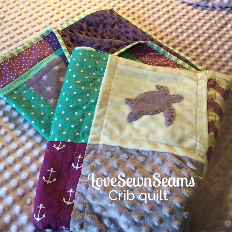 Sea turtle Quilt/Sea Turtle nursery/Baby Quilt/Coastal quilt/Baby bedding/Handmade quilt/Sea Turtle Crib bedding