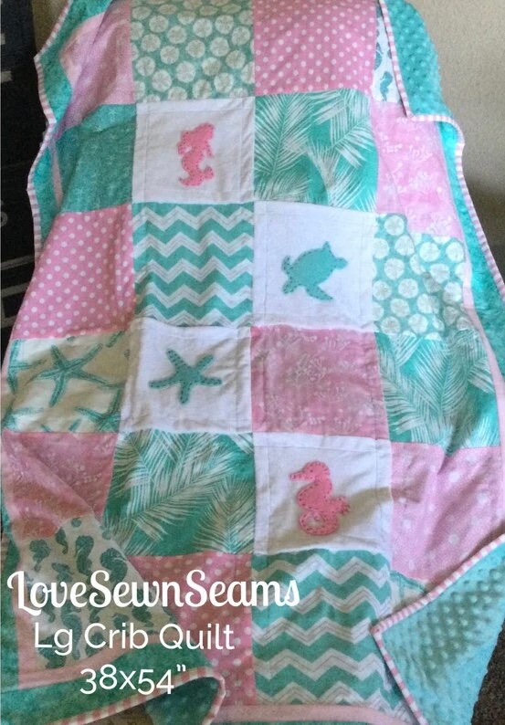 MADE to ORDER/COASTAL Quilt/Starfish Mermaid quilt/Starfish kisses/Starfish Seahorse quilt/Coastal baby blanket/Nautical baby quilt
