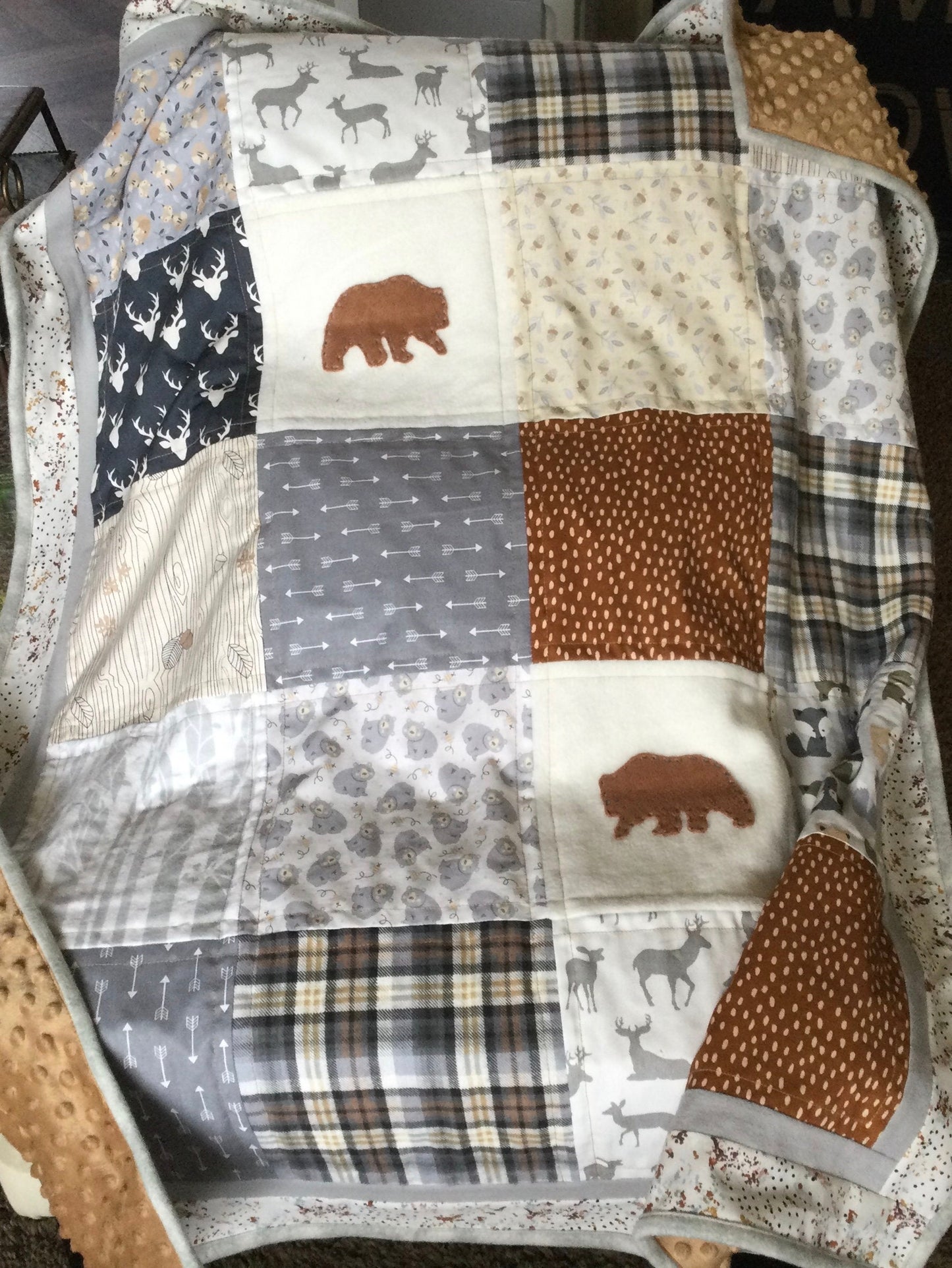 MADE TO ORDER/Woodland Quilt/Wilderness quilt/Nature Quilt/Crib to Twin size/Rustic Quilt/Plaid quilt