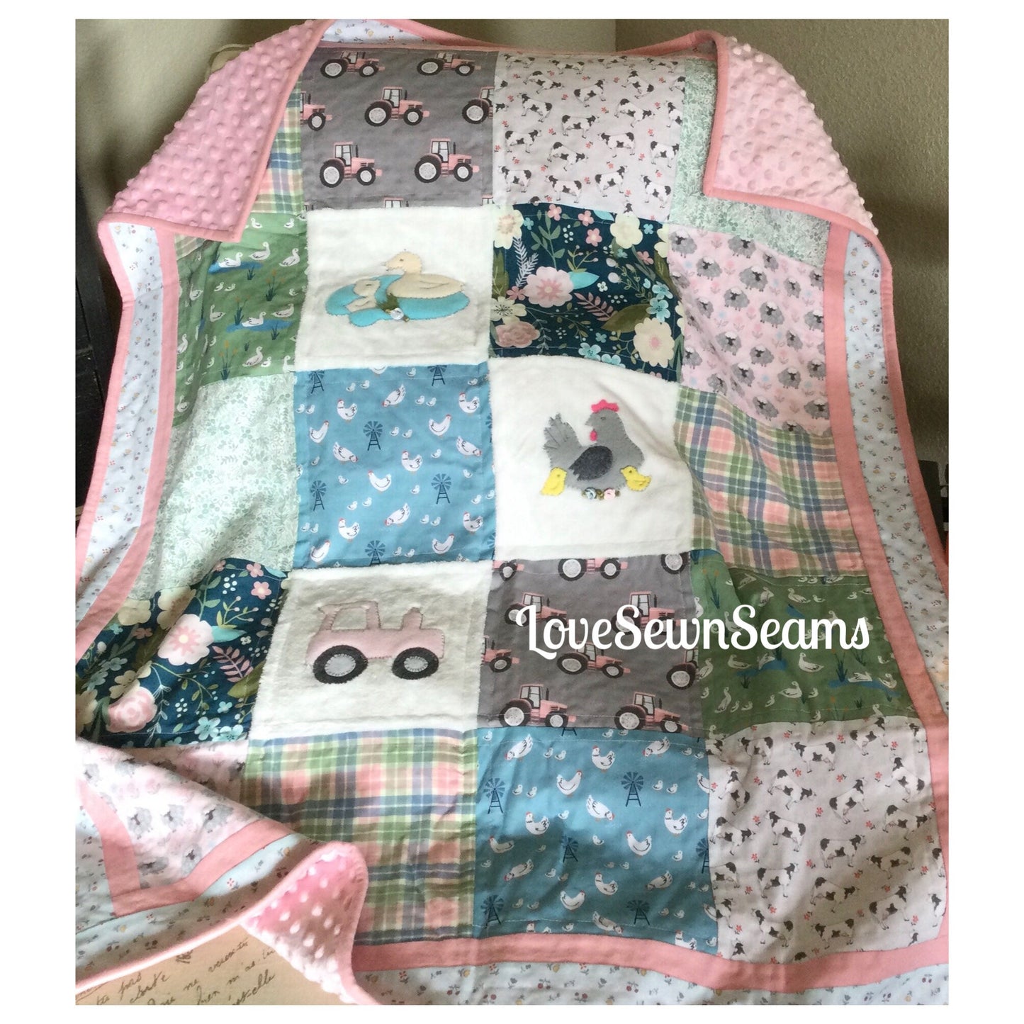 SHIPS NOW/Farm quilt/Farmyard Quilt/Farm Animal quilt/Baby Farm Quilt