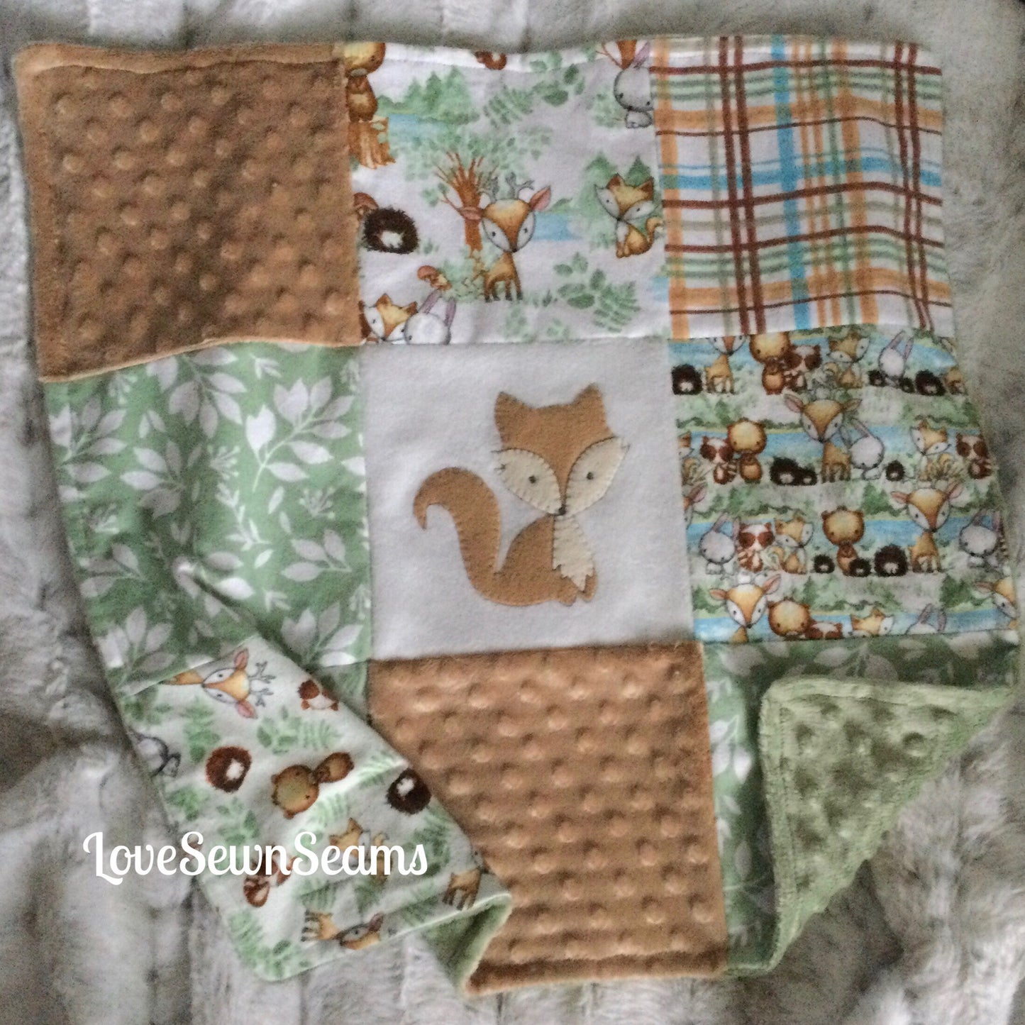 Sleeping Fox on Moon quilt/Woodland quilt/Handmade in USA/Cuddly Minky quilt/Baby quilt/Woodland nursery