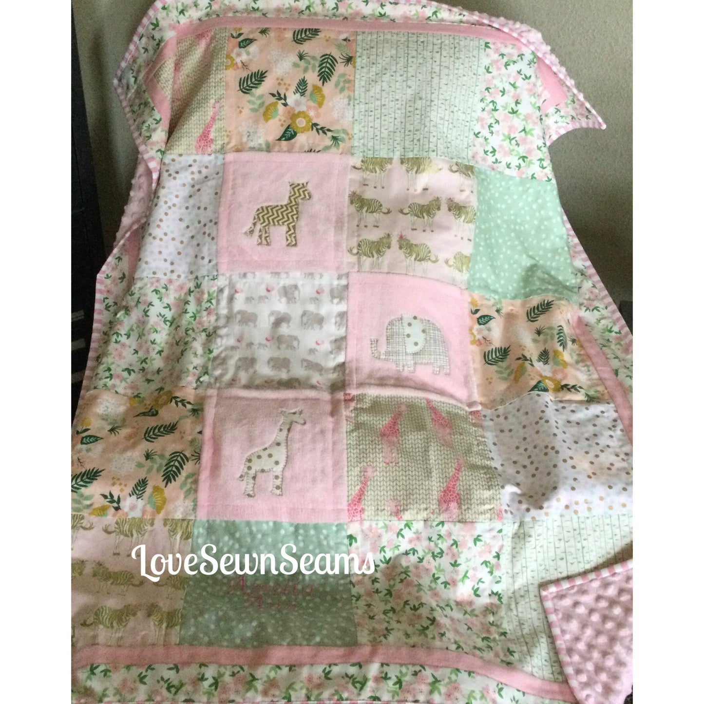 Princess Animal quilt/Pink and gold animal quilt/Safari quilt/Animal quilt