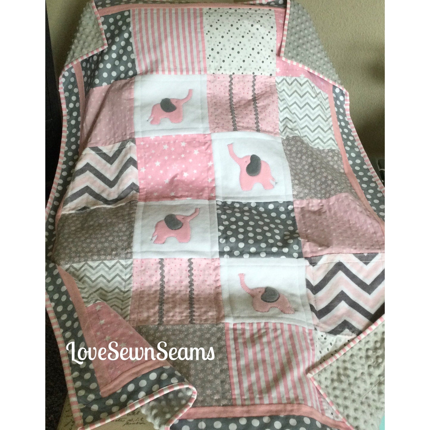 Elephant quilt/MADE to ORDER/Elephants/Pink and Gray quilt/Elephant baby quilt/Elephant nursery