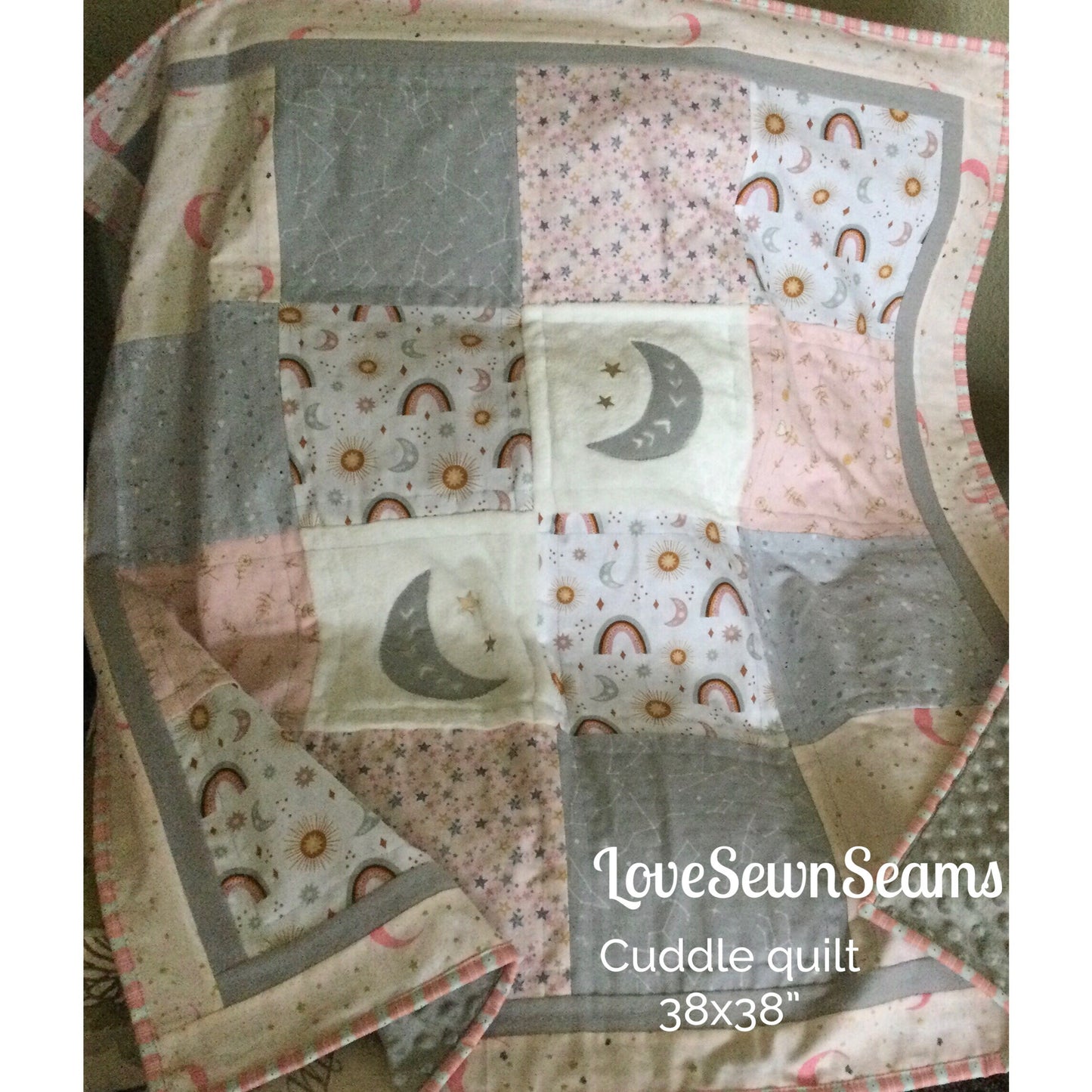 Rainbow Vintage style/Rainbow quilt/Moon and Star quilt/Celestial quilt/Beautiful Rose Gold quilt