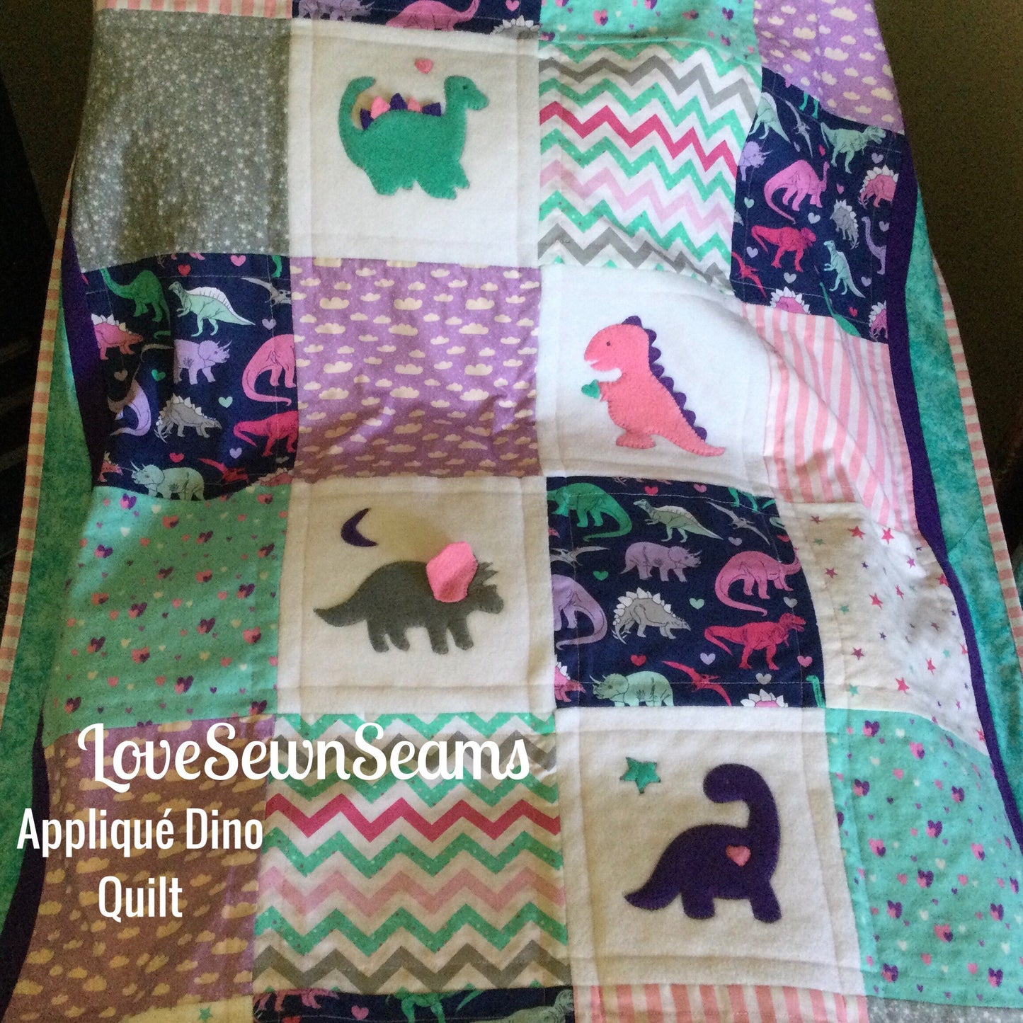 Adorable Dinosaur Quilt/Dinosaur lovey/Dinosaur/Dino quilt/Modern baby quilt/Handmade quilt