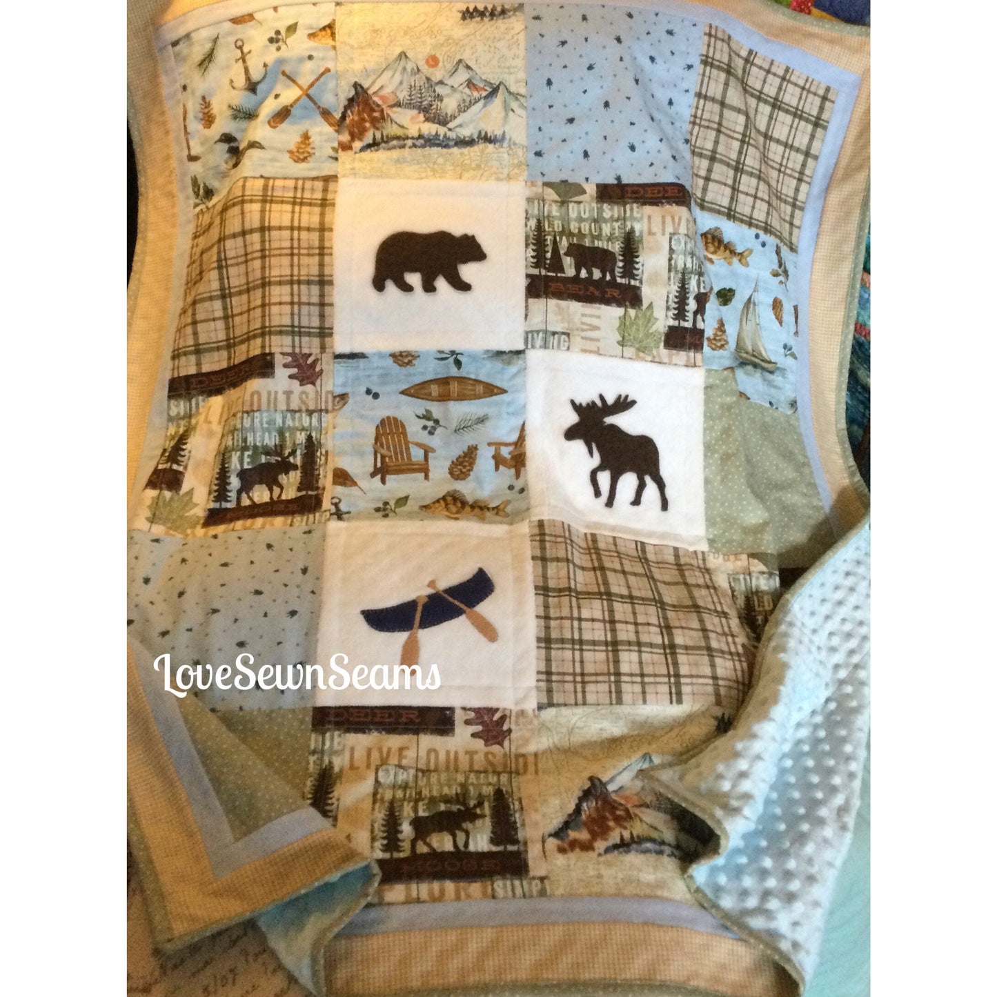 Wilderness quilt/Bear quilt/Moose quilt/Woodland/Lake/Great Oudoors/Camp/Forest