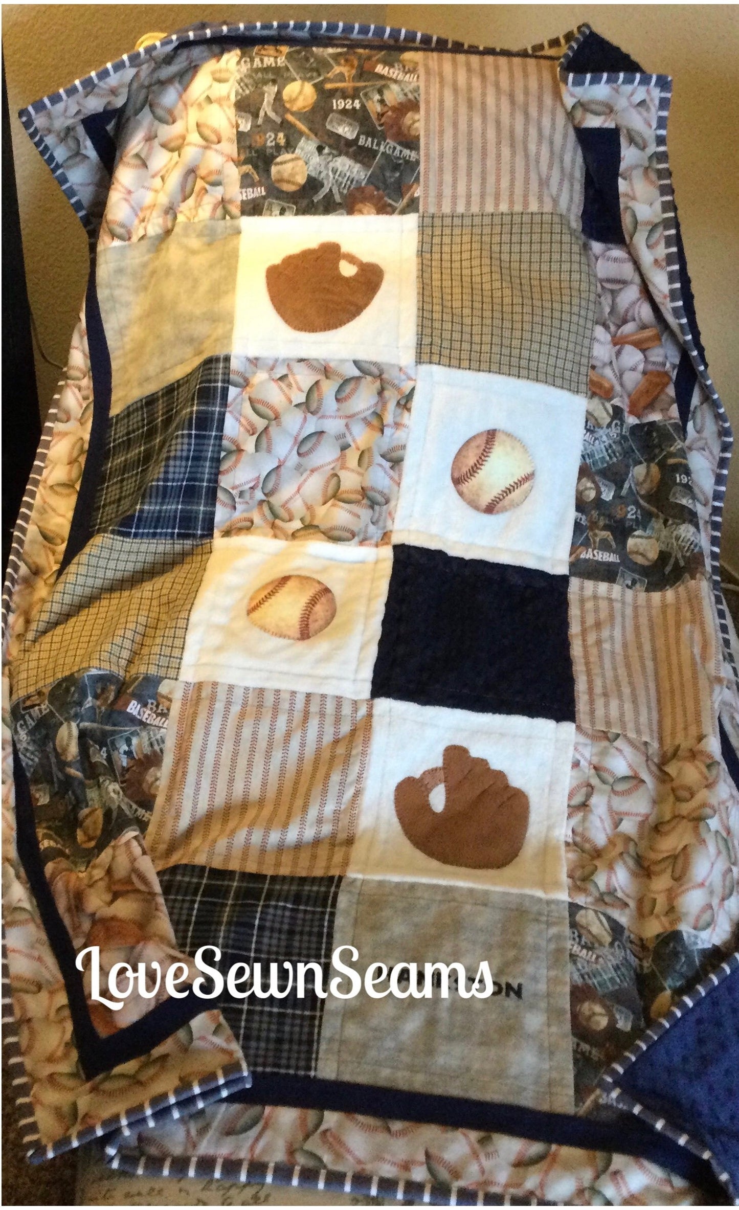 Baseball Quilt/Vintage Baseball quilt/Made to order/Baseball Nursery