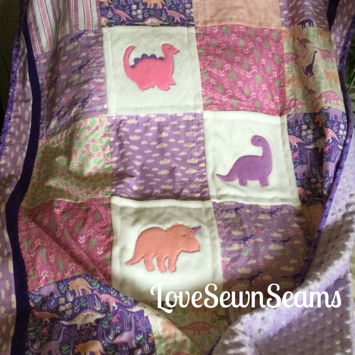 DINO-SWEET/Dinosaur quilt/Roar quilt/Soft n cuddly Dino quilt/handmade in USA