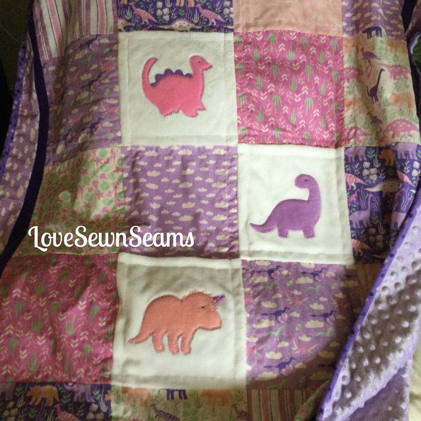DINO-SWEET/Dinosaur quilt/Roar quilt/Soft n cuddly Dino quilt/handmade in USA