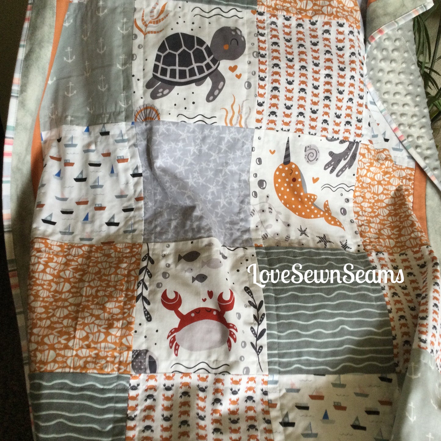 SEA LIFE Quilt/Ocean quilt/Narwhal quilt/Sea turtle quilt/Crab quilt/Handmade quilt/customizable quilt