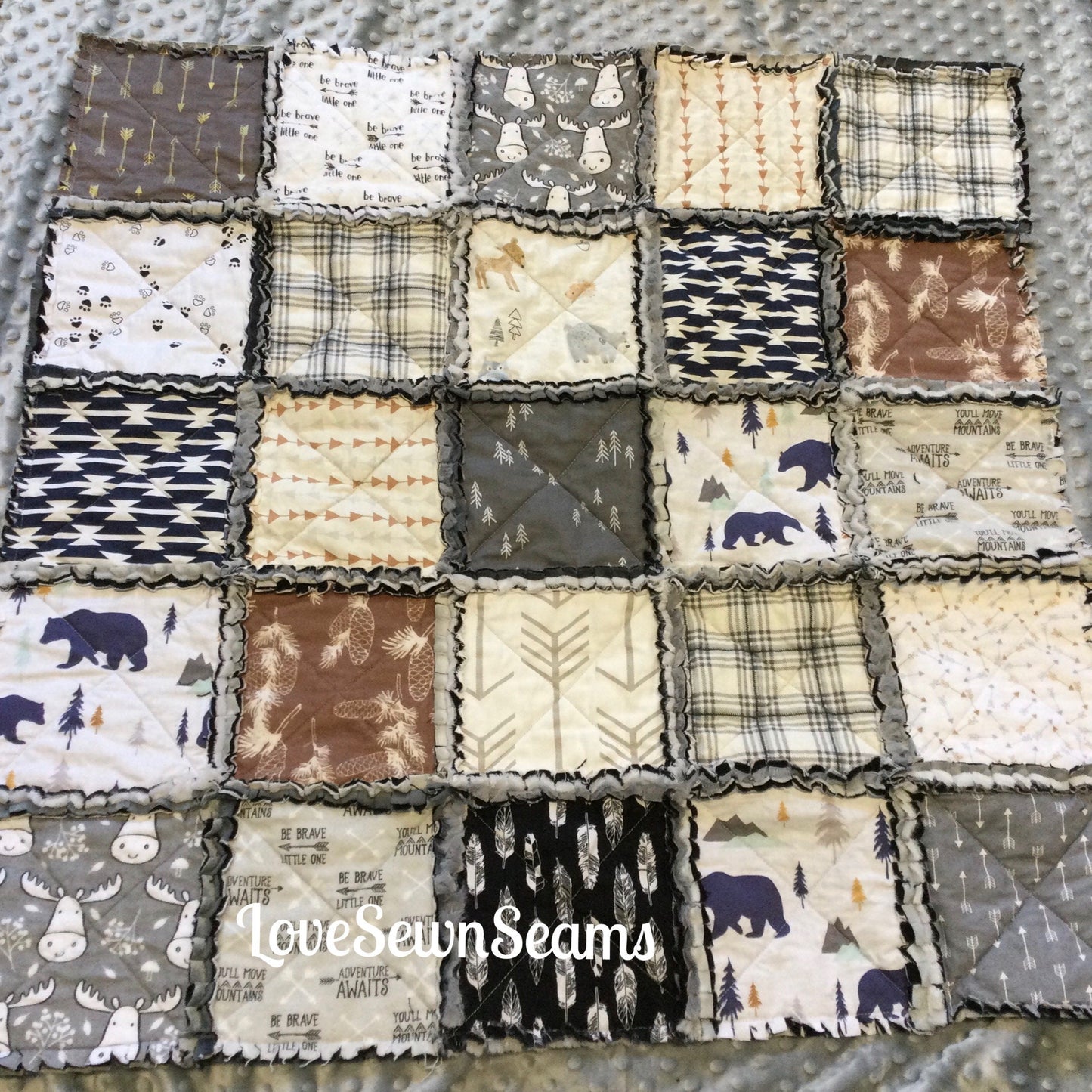 Woodland quilt/Bear quilt/Adventure awaits/Minky quilt/Forest quilt/Mountain quilt