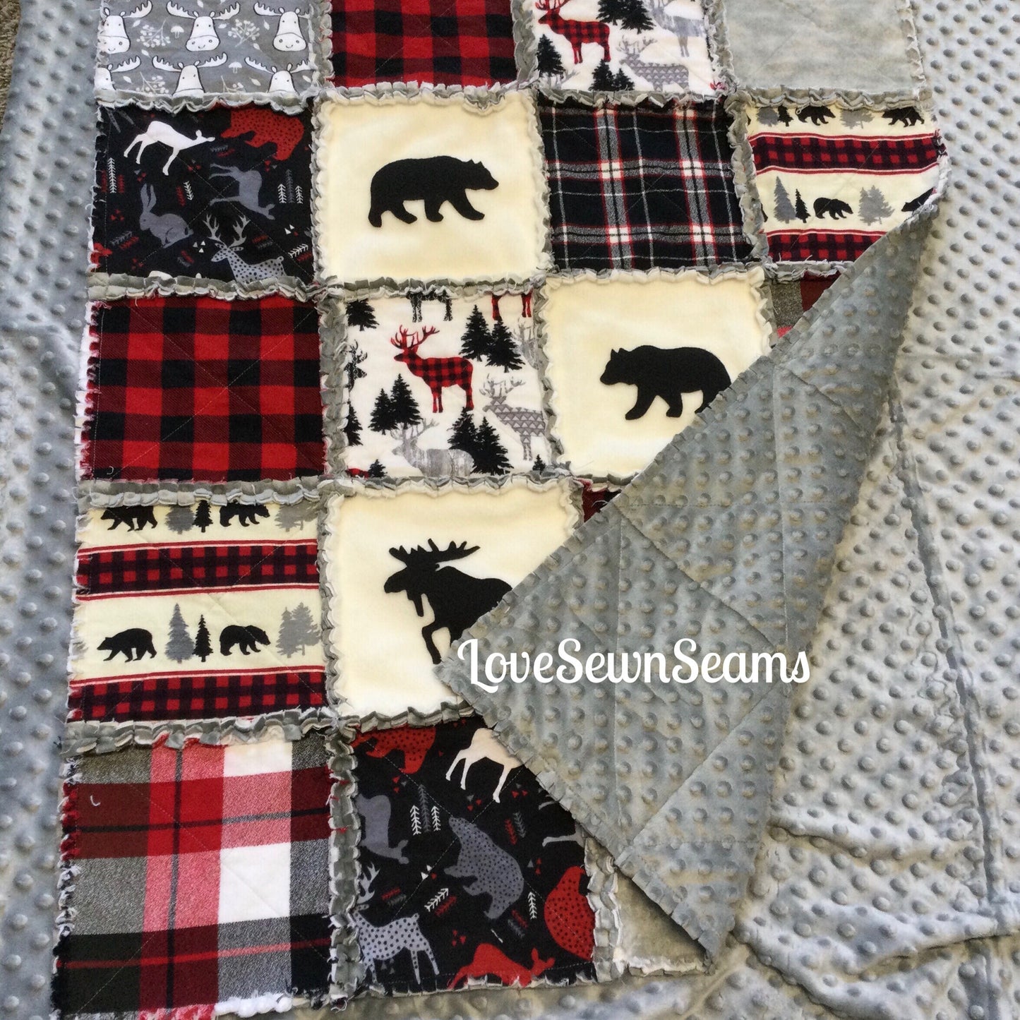 Woodland quilt/Crib quilt/handmade quilt/Lodge quilt/Rag quilt/Bear quilt