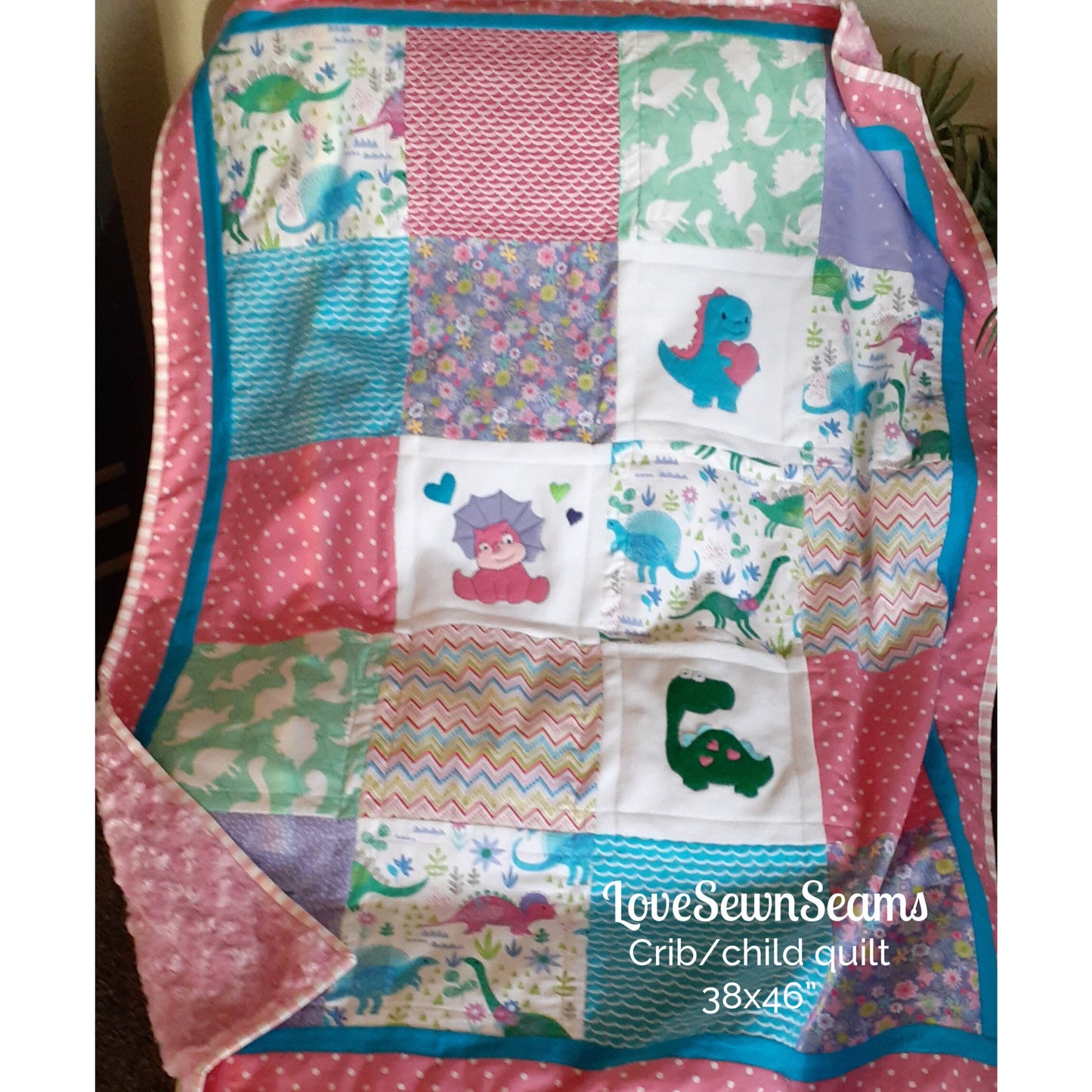 DINO QUILT/Dinosaurs/Cutest Dino quilt