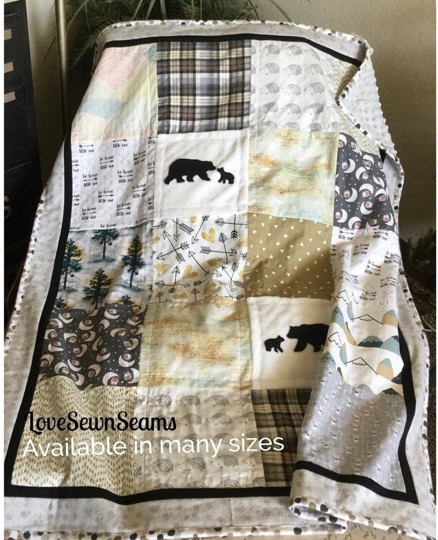 Bear quilt/Bear love quilt/Woodland quilt/Rustic quilt/Forest animal quilt/Baby quilt/Lovey
