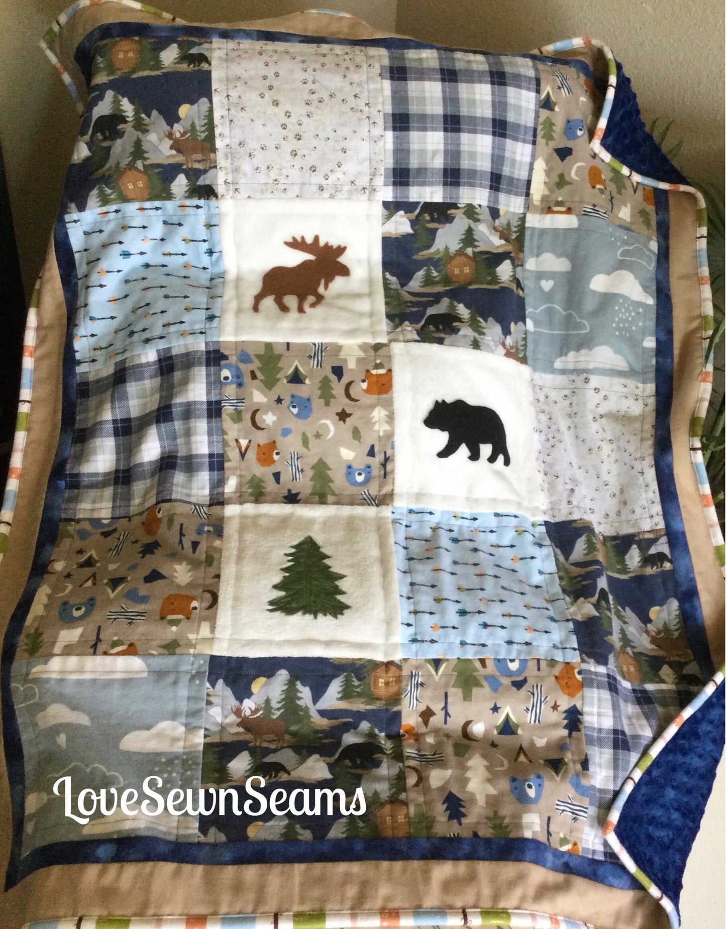 MADE TO ORDER/Lodge quilt/Moose quilt/Bear Quilt/Woodland quilt/Rustic quilt/Appliqué quilt/Northwoods quilt/Hunter quilt/handmade quilt