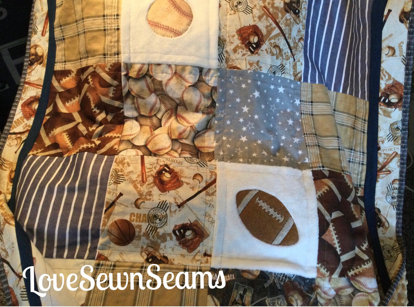 Sport quilt/Football/Baseball quilt/Boys quilt/Handmade quilt/Personalized quilt