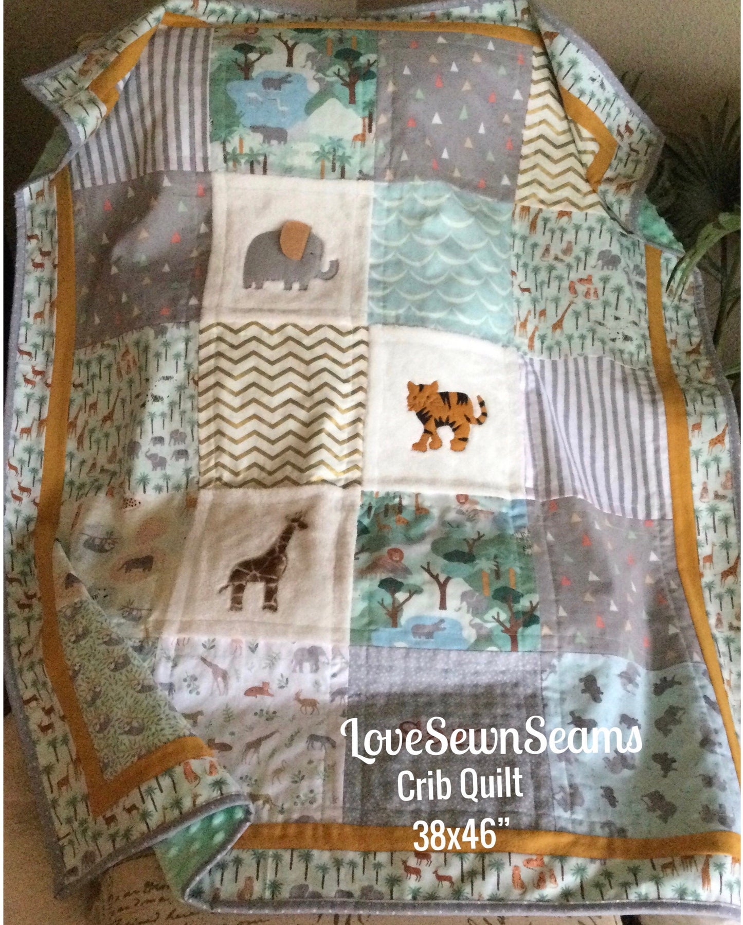 MADE TO ORDER/Safari quilt/Jungle quilt/Animal quilt/Elephant quilt/Giraffe quilt/Safari Lovey/Jungle Animal lovey/Modern baby quilt