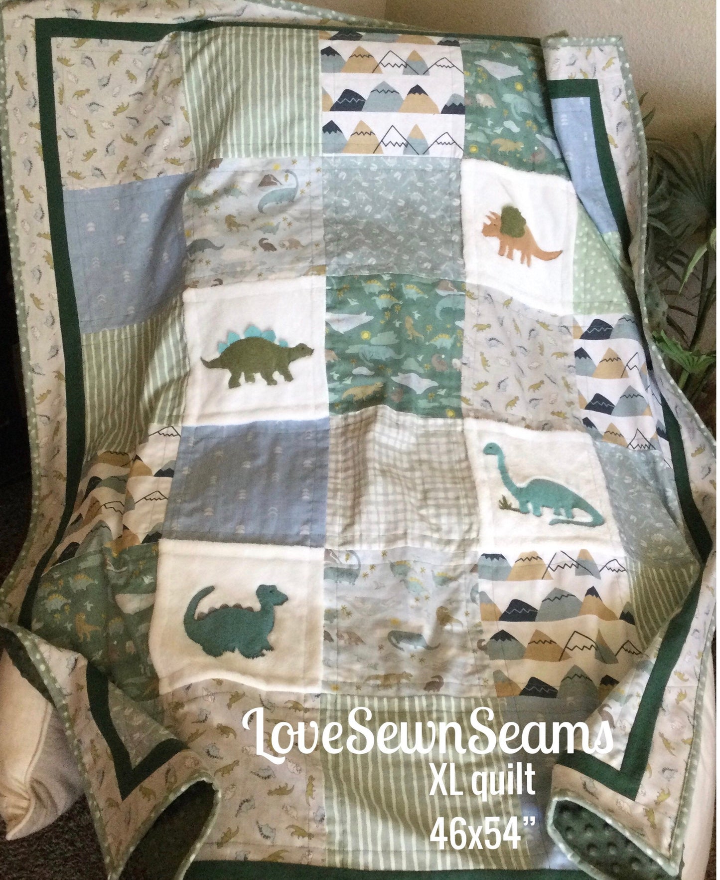 Dino quilt/Sage & Roar/Dinosaur quilt/Many size options