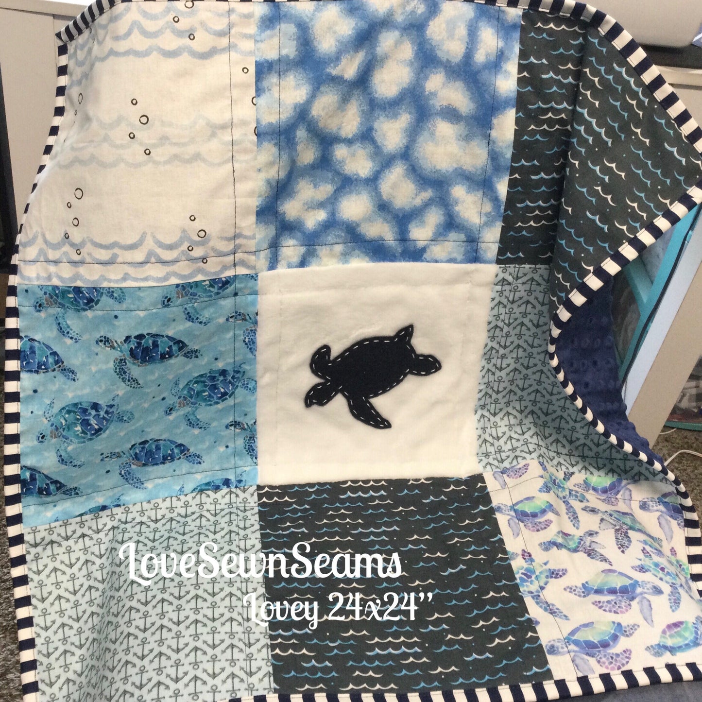 Sea turtle quilt/Sea turtle security blanket/Keepsake quilt/Personalized quilt/Handmade in USA/Many size options