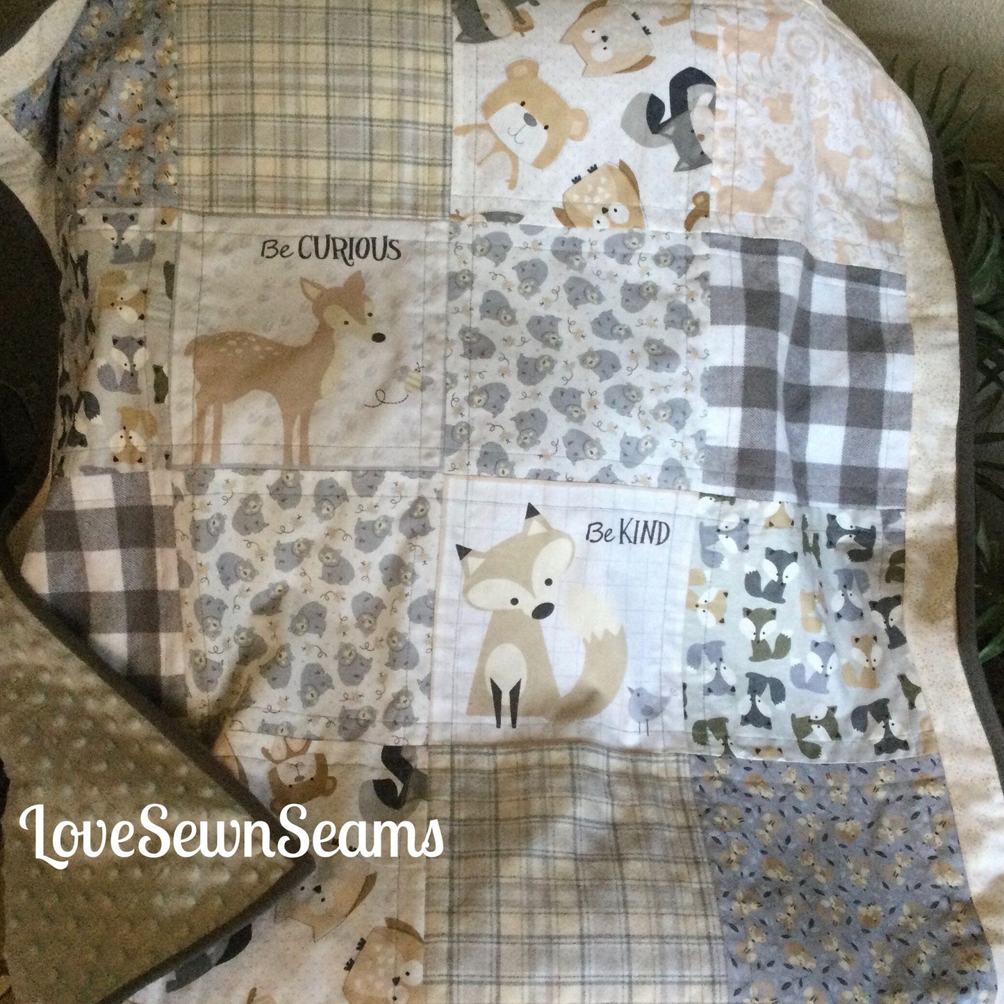 Woodland quilt/Bear quilt/Woodland animal quilt/Forest animals