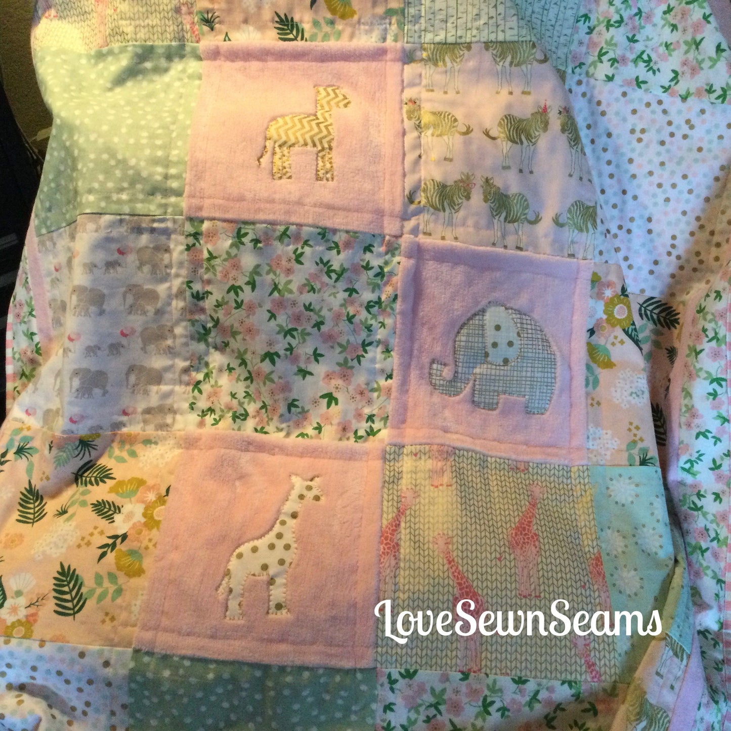 Princess Animal quilt/Pink and gold animal quilt/Safari quilt/Animal quilt