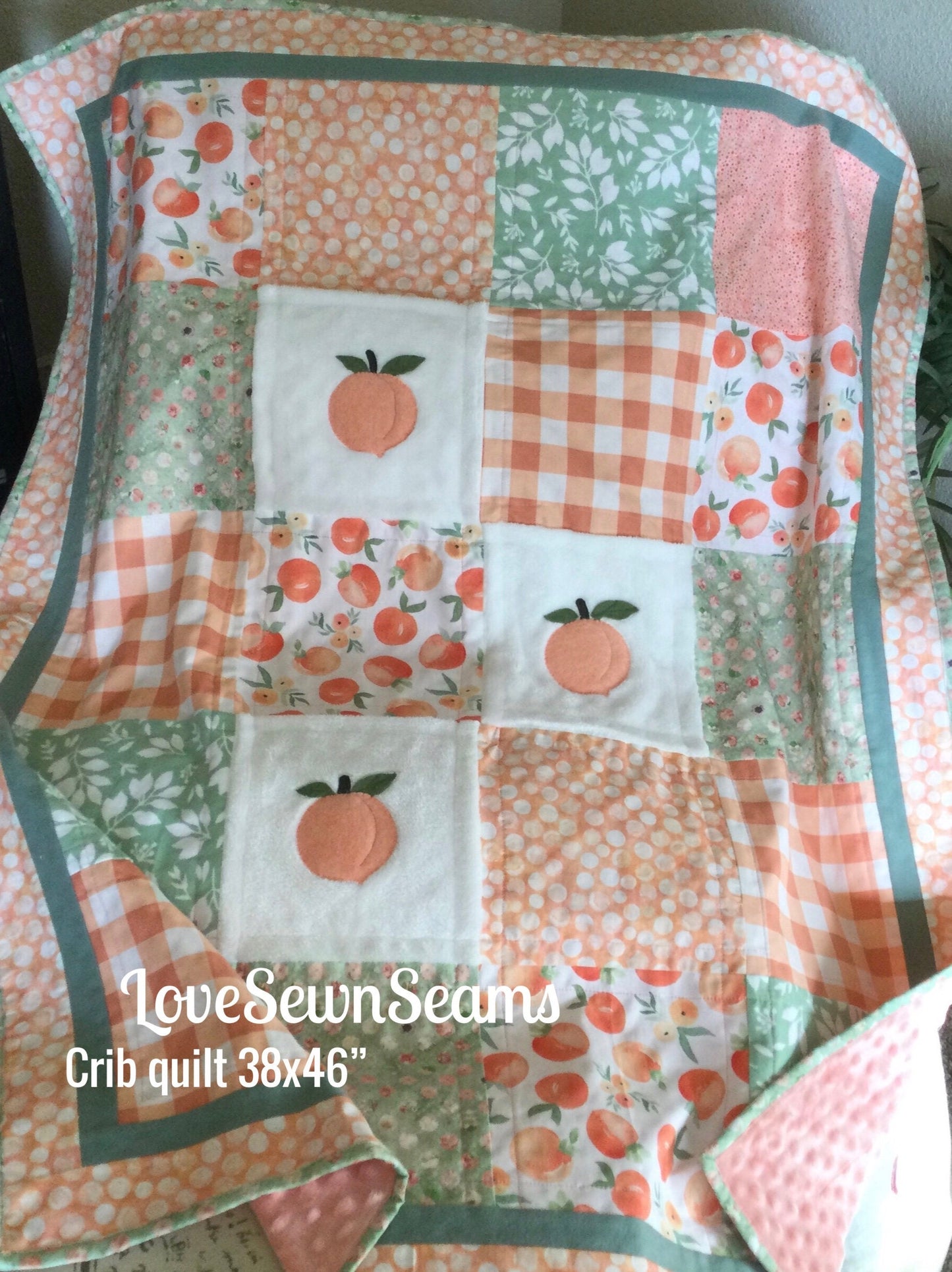 Peaches n Sage quilt/Peaches quilt/Peach quilt/Peaches n cream quilt/Peach fruit