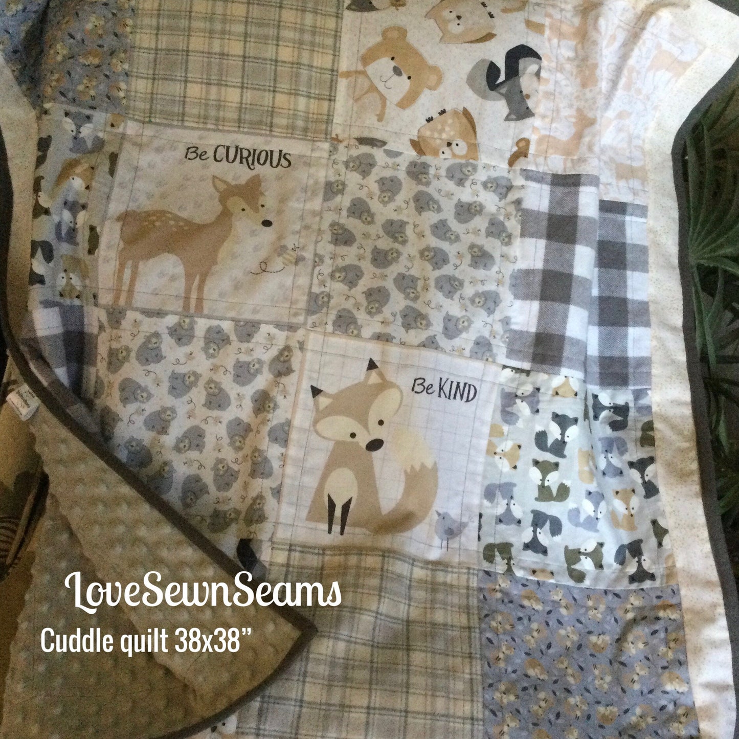 Woodland quilt/Bear quilt/Woodland animal quilt/Forest animals