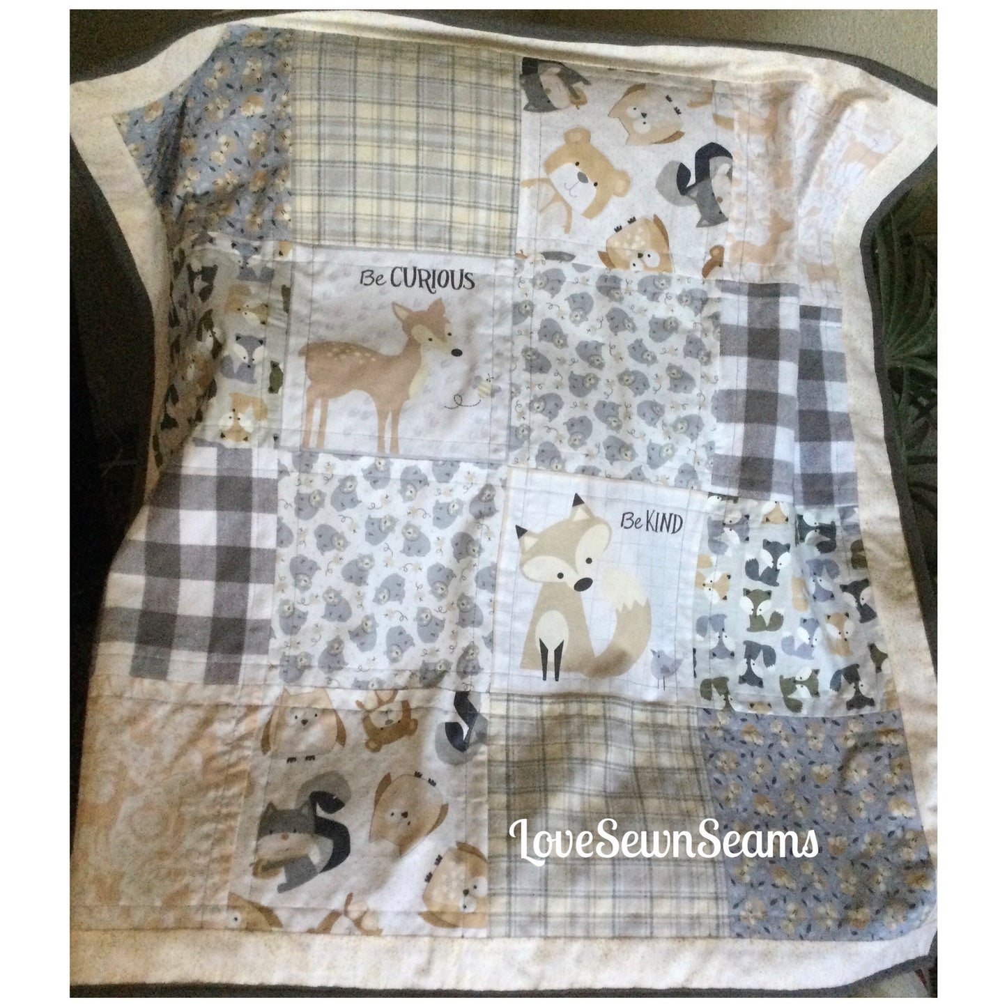 Woodland quilt/Bear quilt/Woodland animal quilt/Forest animals