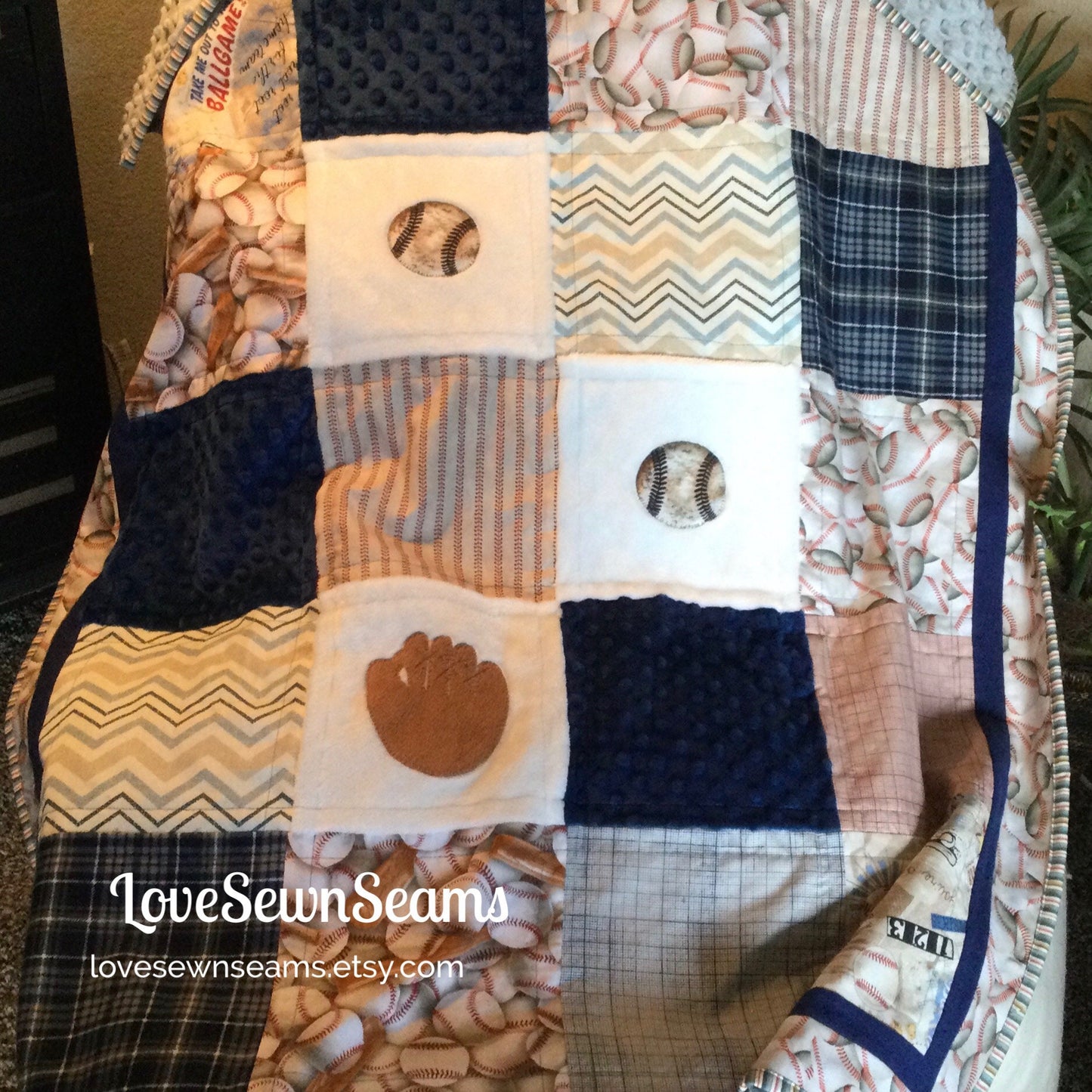 MADE TO ORDER/Retro Baseball quilt/Baseball Quilt/Vintage Baseball/Baseball baby quilt/Optional Set