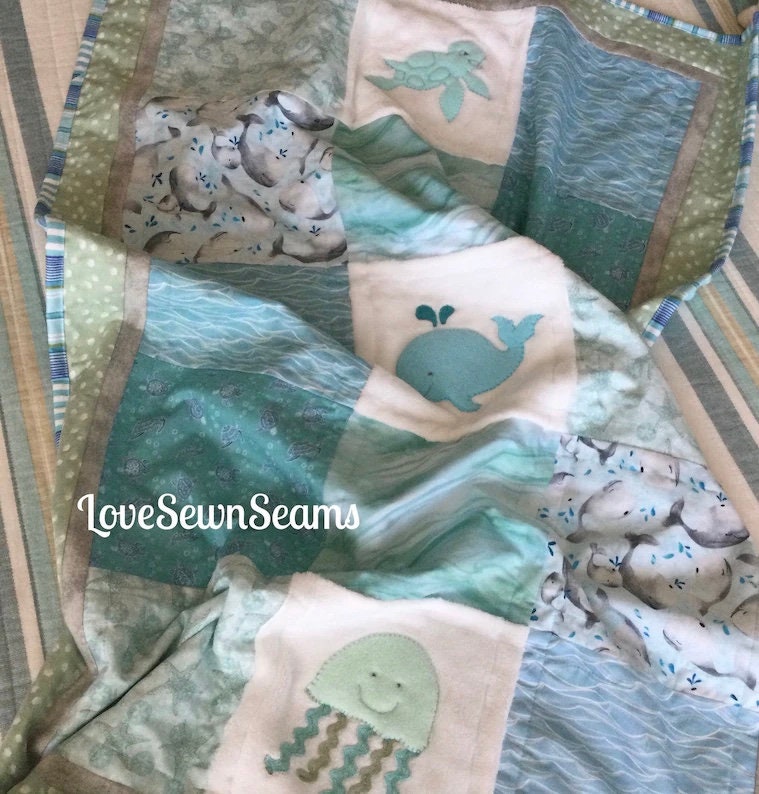 Ocean Love quilt/Sea turtles/Whales and more/Handmade Coastal quilt