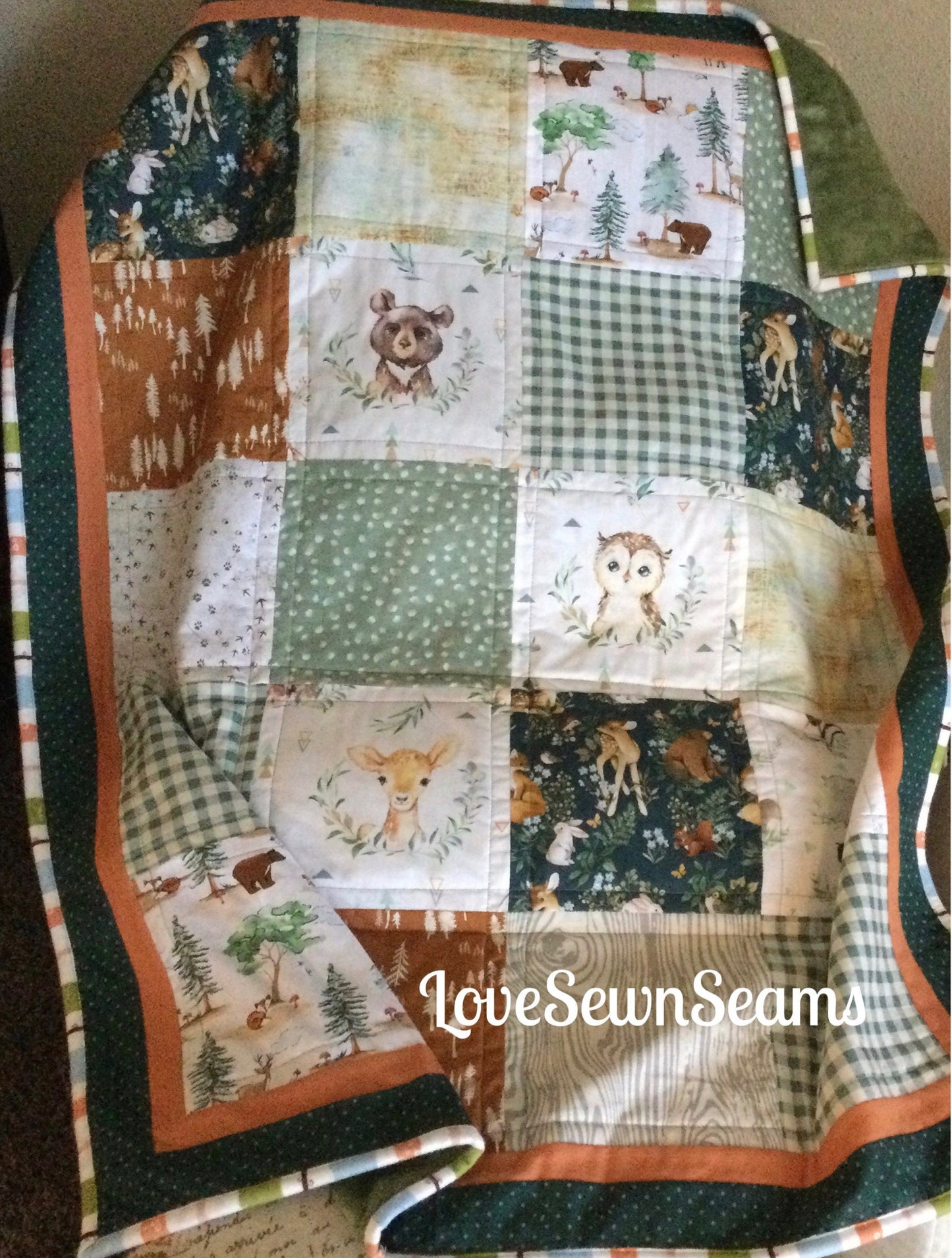 WOODLAND CUDDLES/Forest friends quilt/Little fawn quilt