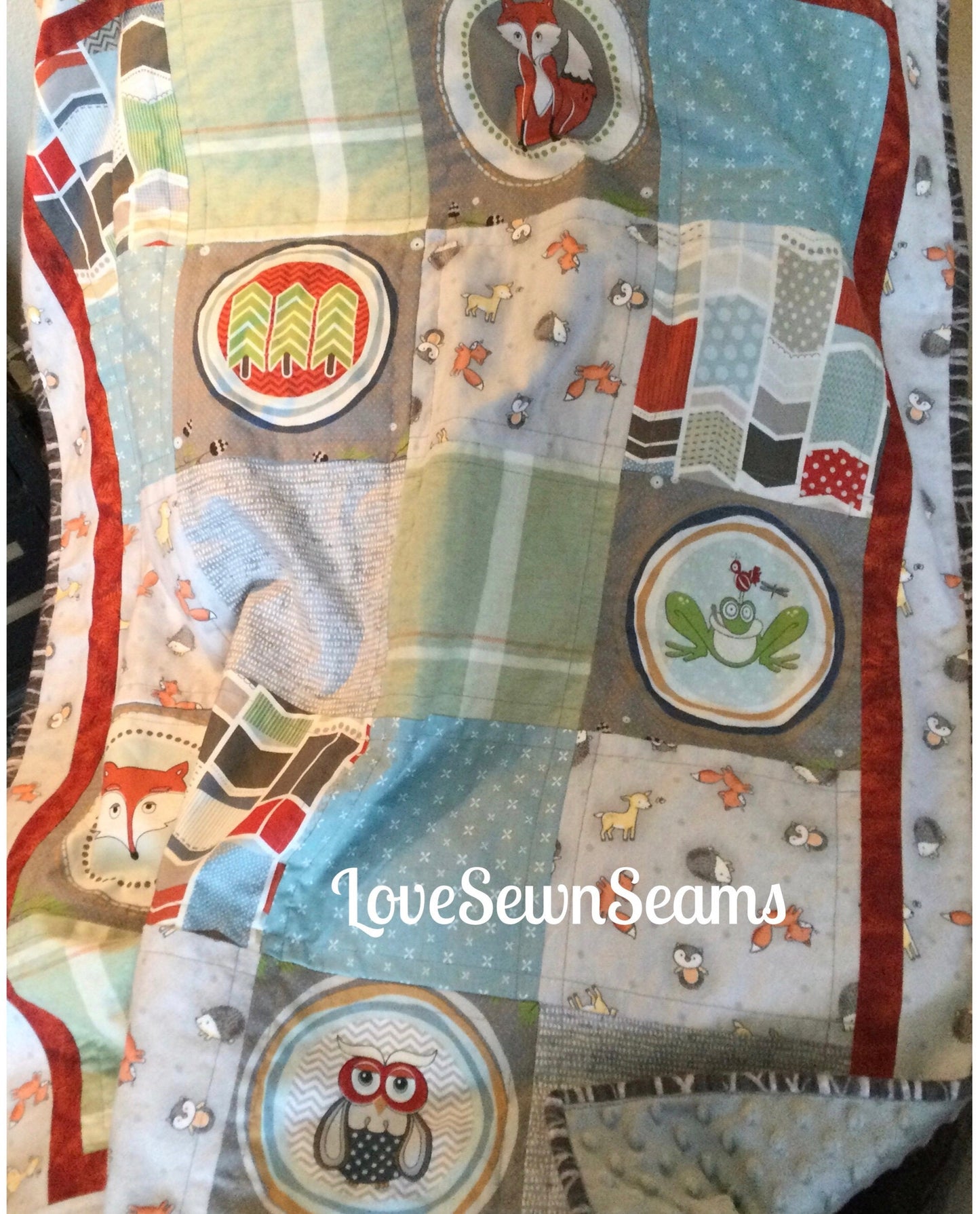 Woodland quilt/Fox quilt/Nature quilt/handmade in USA