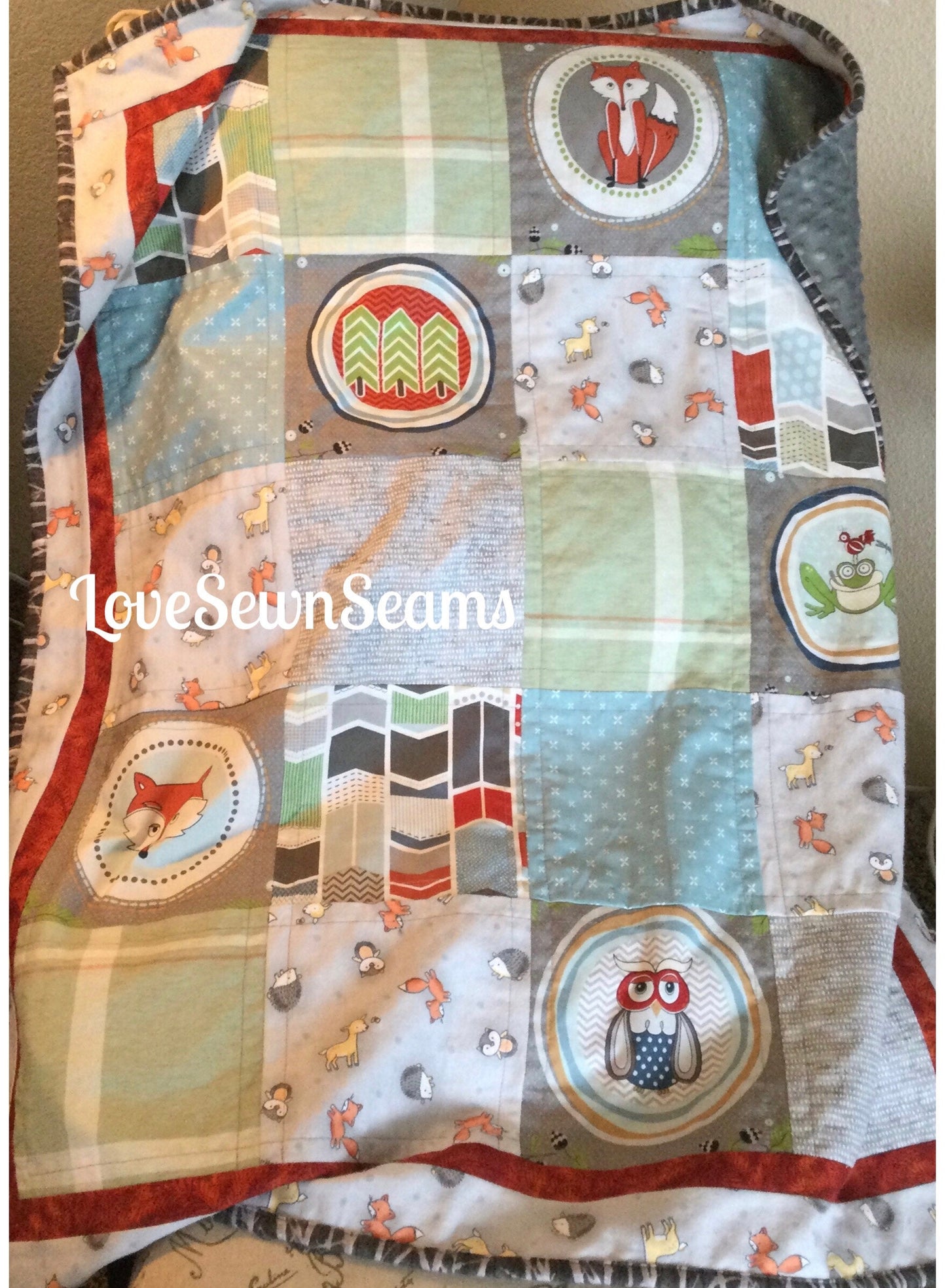 Woodland quilt/Fox quilt/Nature quilt/handmade in USA