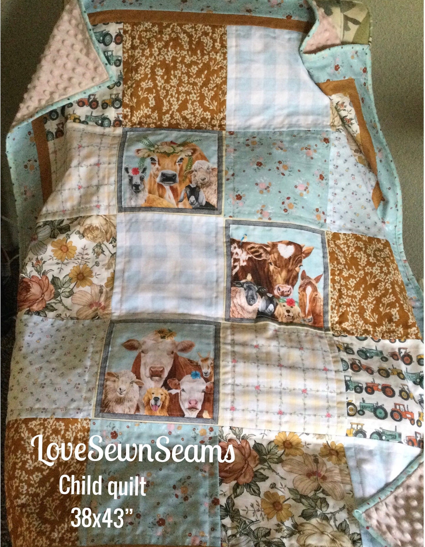 Farm Cow quilt/Farm quilt/Farm animals/Handmade in USA/Farmhouse Chic