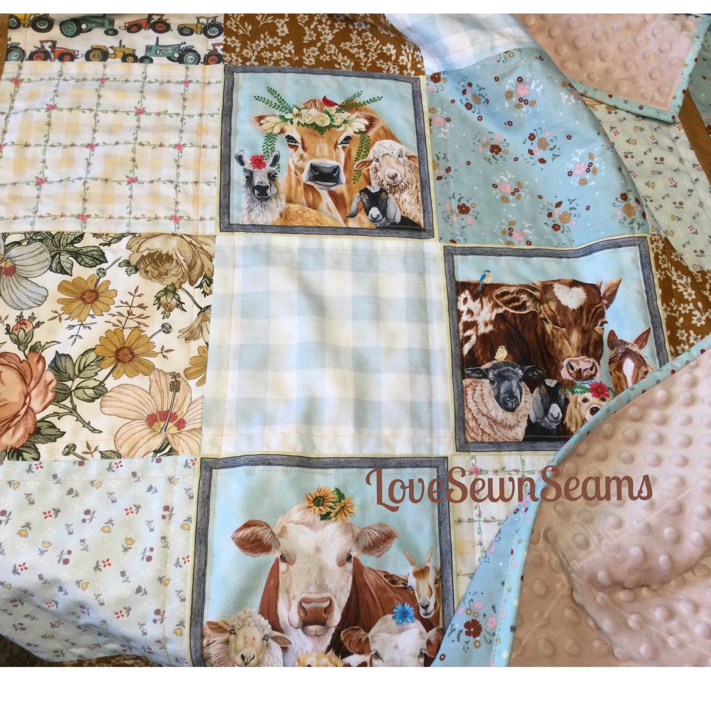 Farm Cow quilt/Farm quilt/Farm animals/Handmade in USA/Farmhouse Chic