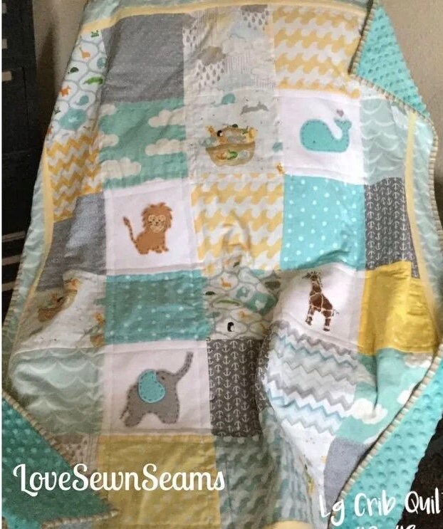 NOAHS ARK QUILT/Ark baby quilt/Noahs Ark Crib Mobile/Neutral baby quilt/Handmade baby quilt