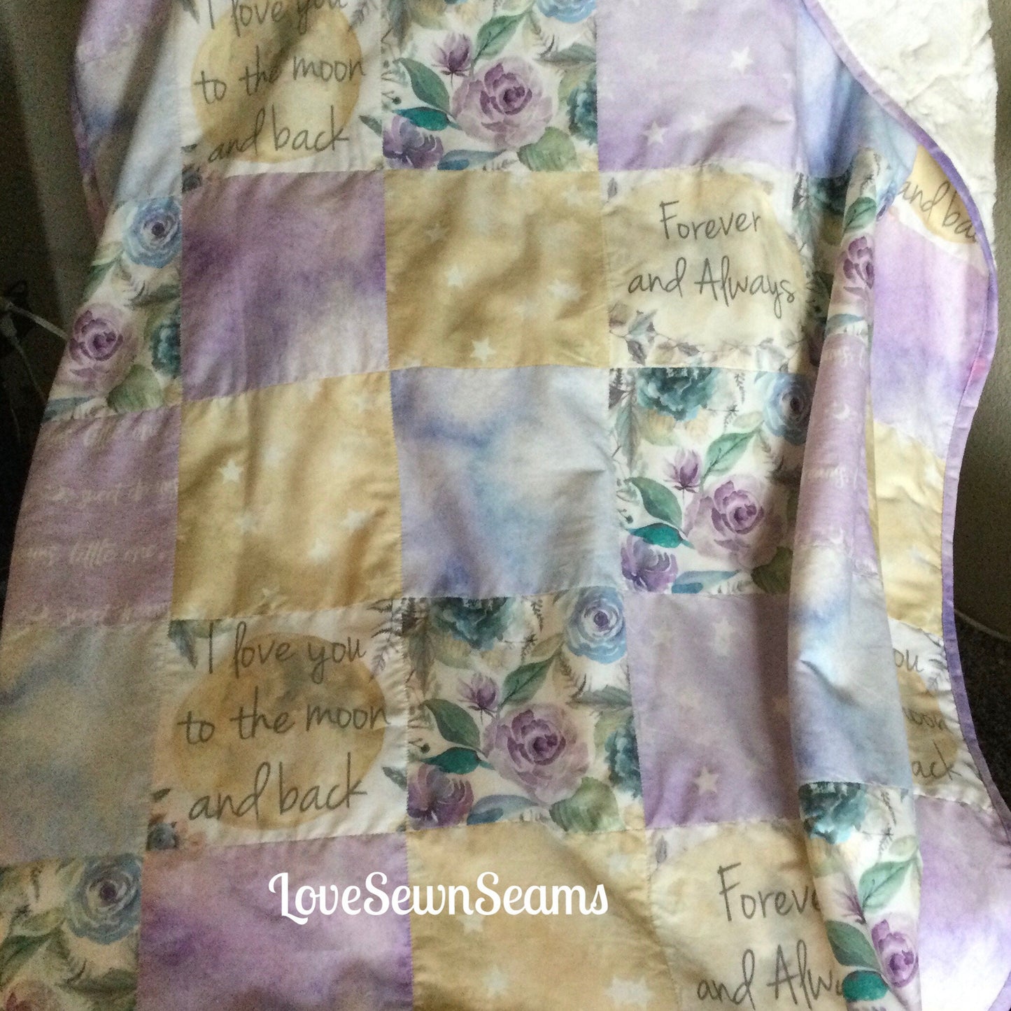 Love you to the moon/Beautiful quilt/quilted blanket